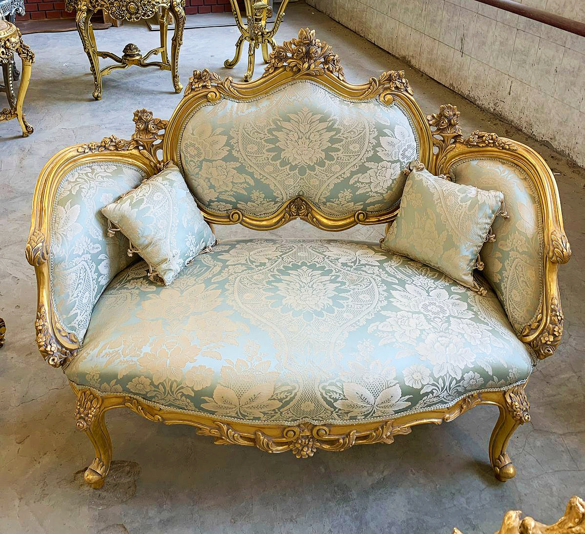 French Style Sky Blue Damask Sofa Wedding Sofa Gold Leaf Details