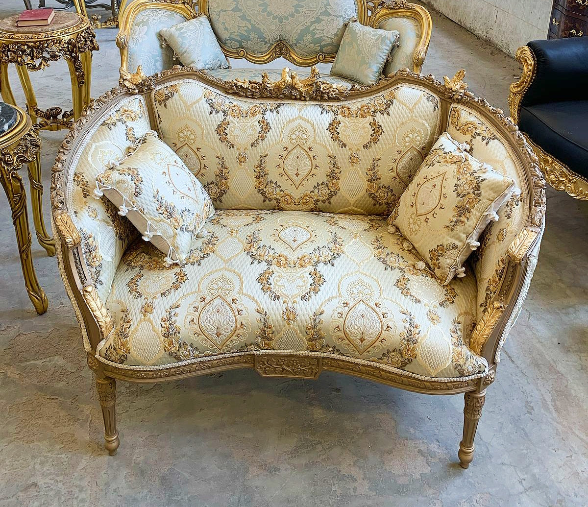 French Rococo Style Off-White Damask Sofa – Gold Leaf Details + 2 Pillows