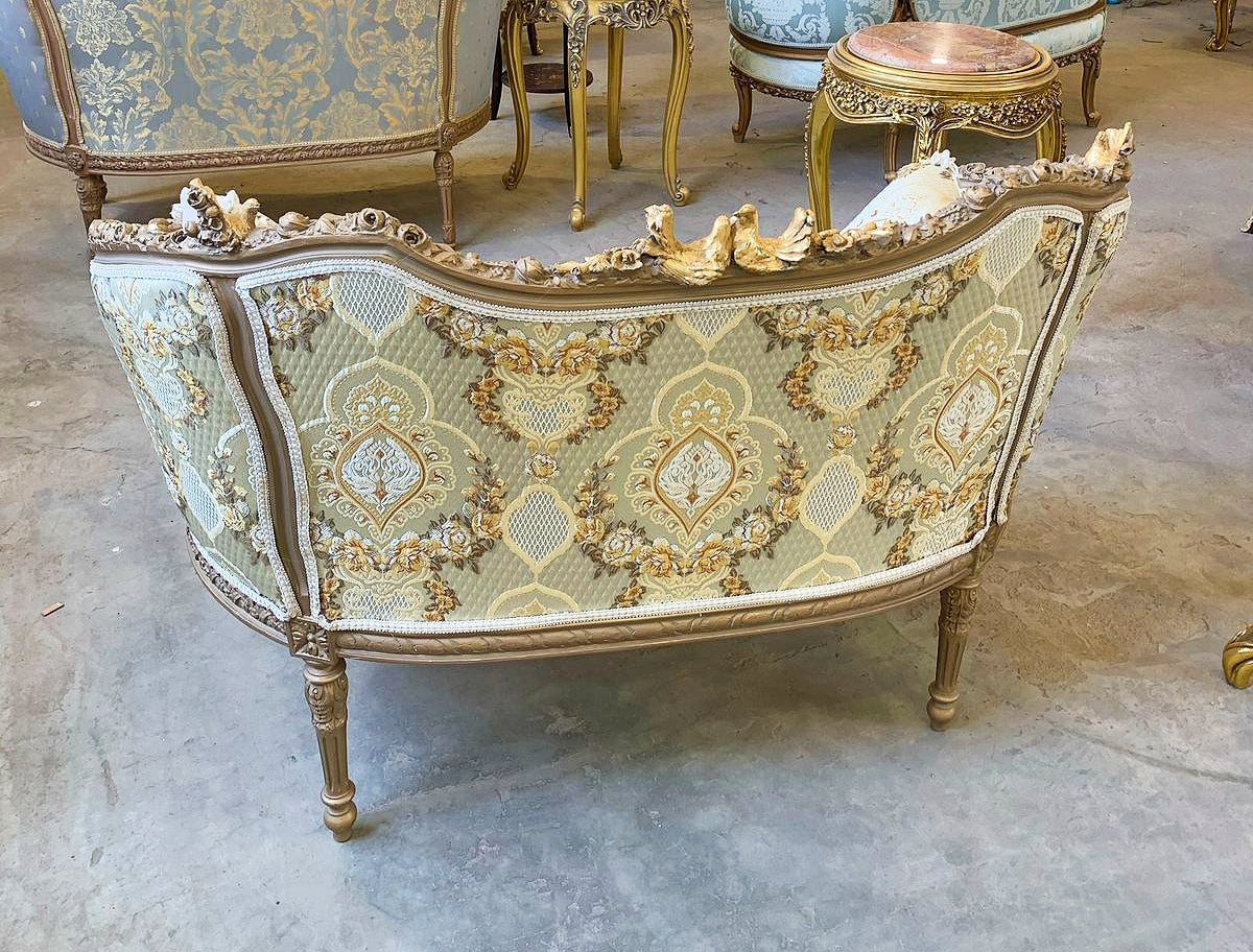 French Rococo Style Off-White Damask Sofa – Gold Leaf Details + 2 Pillows