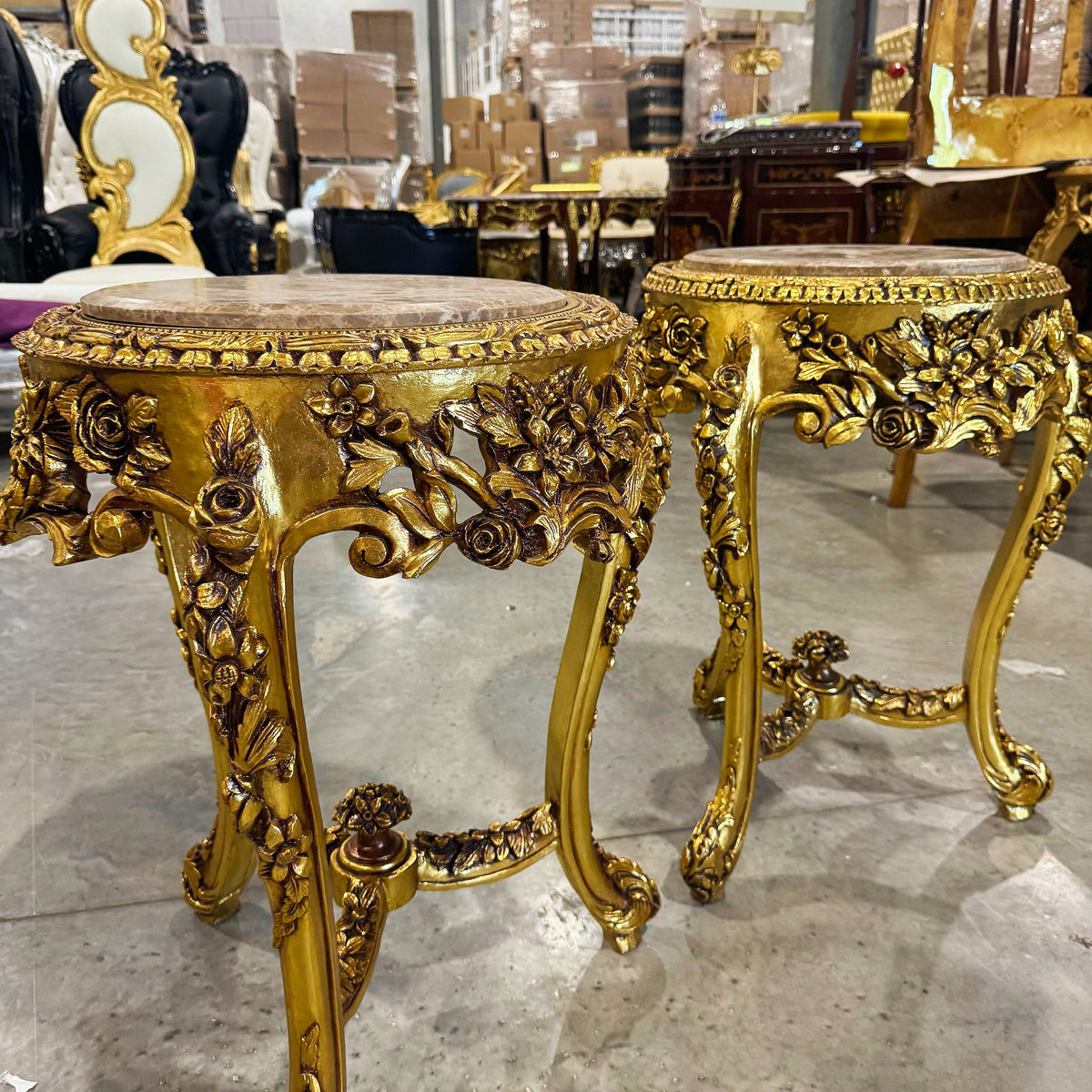 French-Style Gilded Side Table – Beige Marble Top with Gold Leaf Floral Details