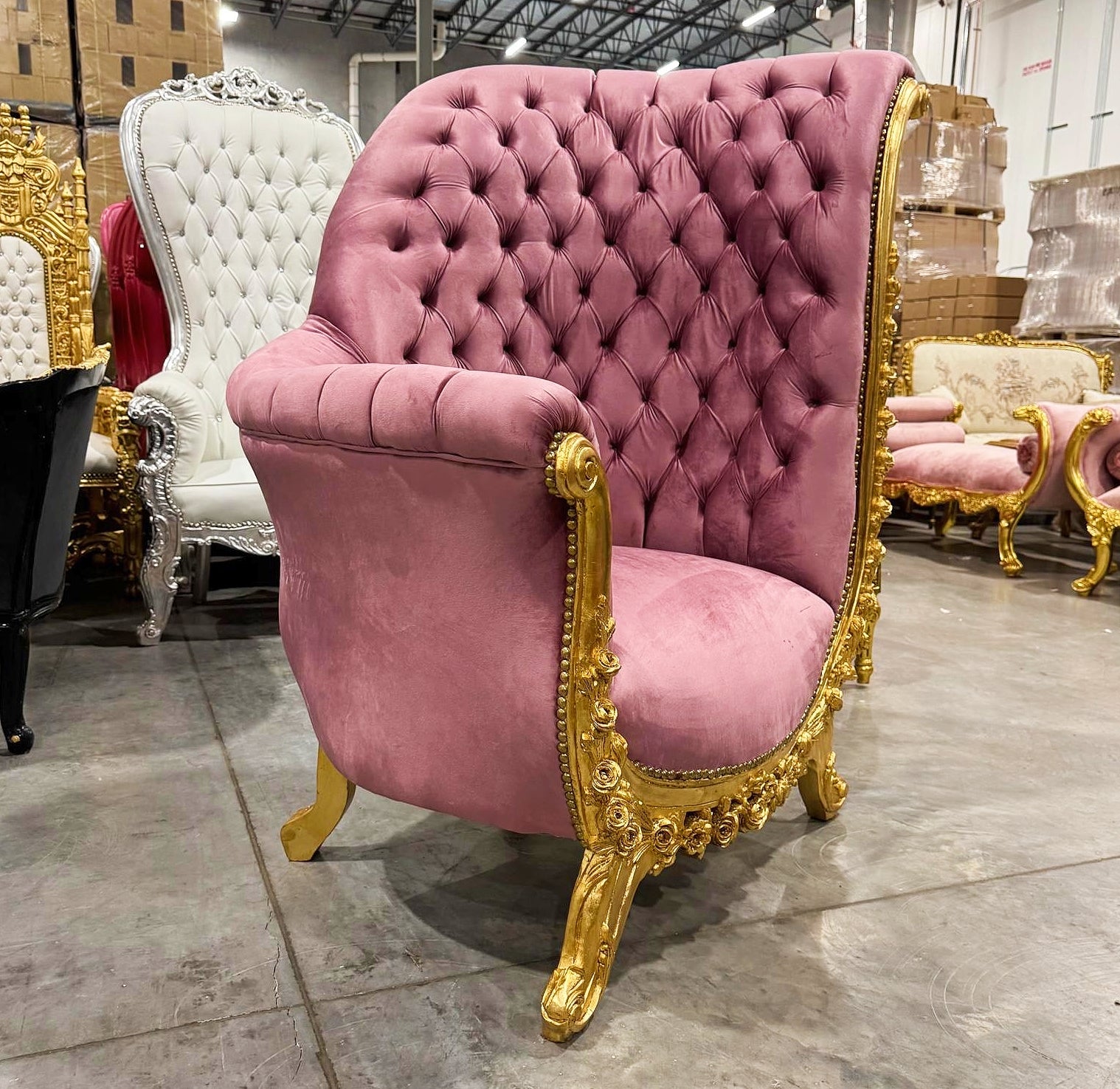 French Style Tufted Chair Pink Velvet Gold Details Rococo Baroque Furniture