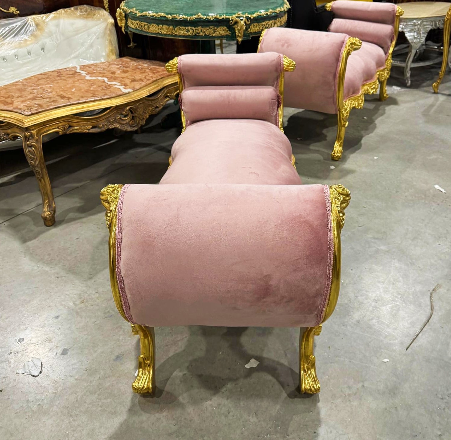 Baroque Style Vintage Pink Velvet Bench Interior Deisgn Furniture