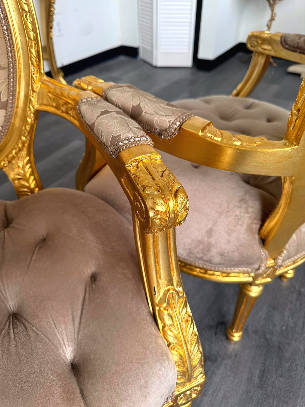 French Style Light Brown Tan Velvet Chair with Gold Leaf Details – Rococo Baroque Armchair