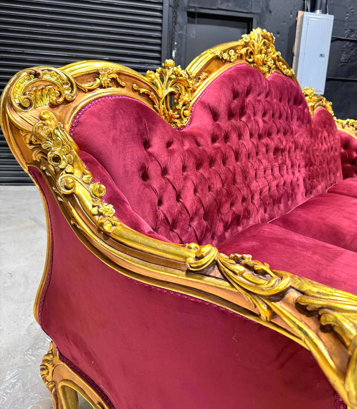 Baroque Style Ruby Red Sofa – French Design with Gold Leaf Details