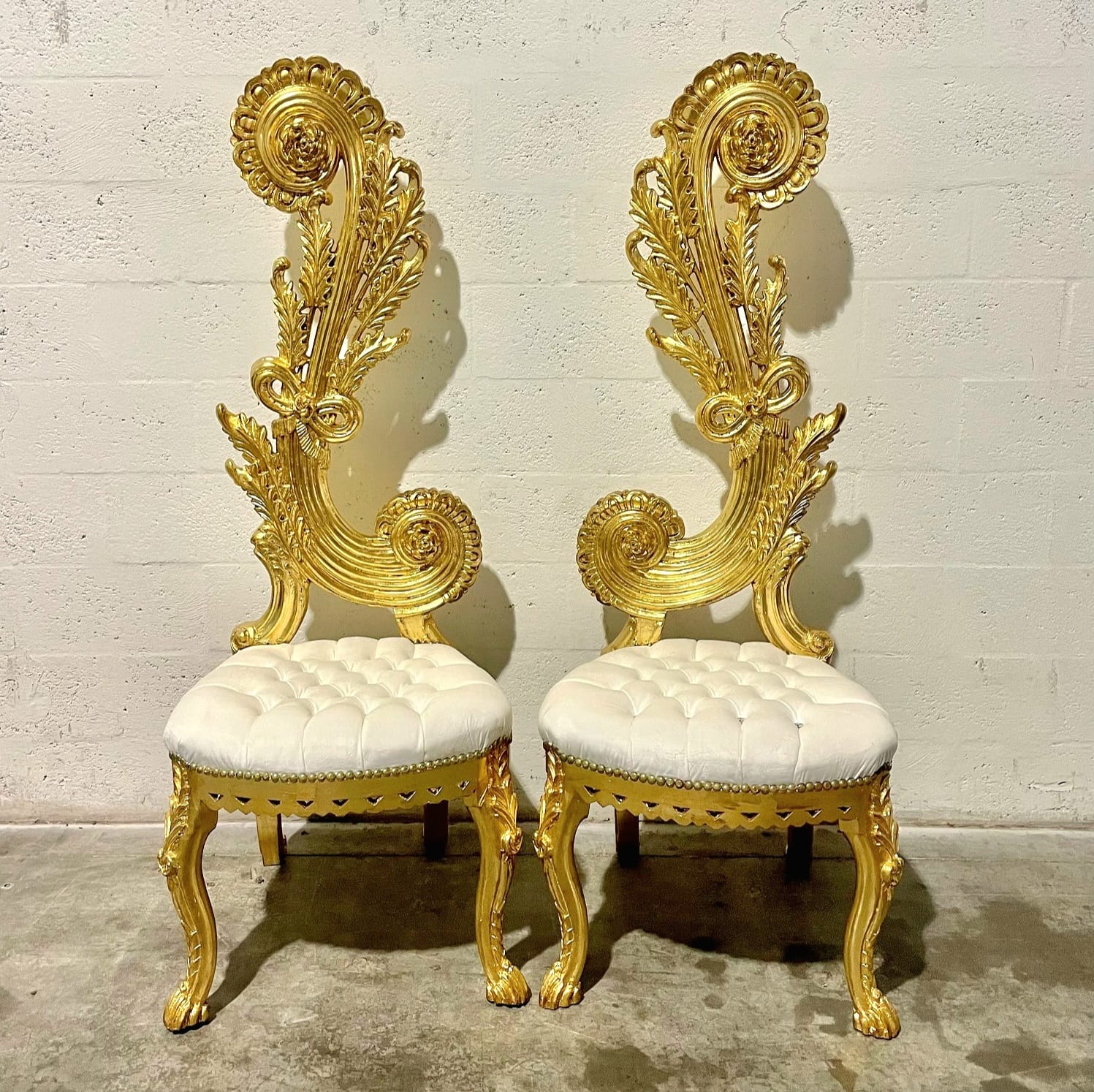 Italian Baroque White Chair – High Back & Gold Leaf Details