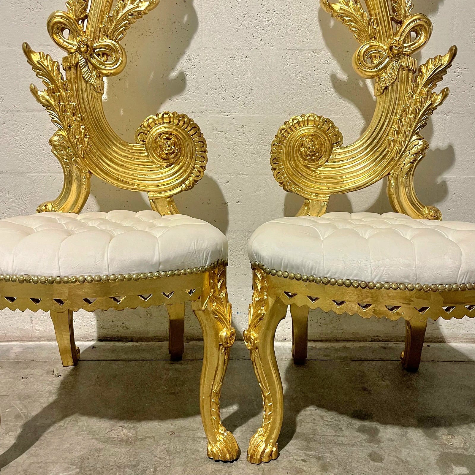 Italian Baroque White Chair – High Back & Gold Leaf Details