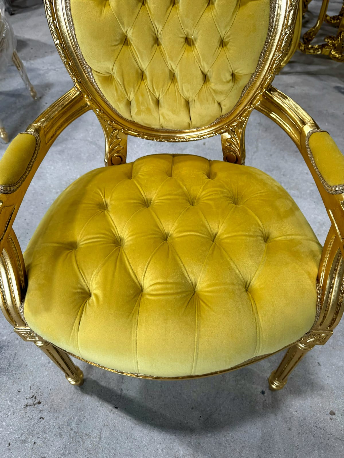 French Rococo Baroque Golden Yellow Velvet Chair with Exquisite Gold Leaf Details