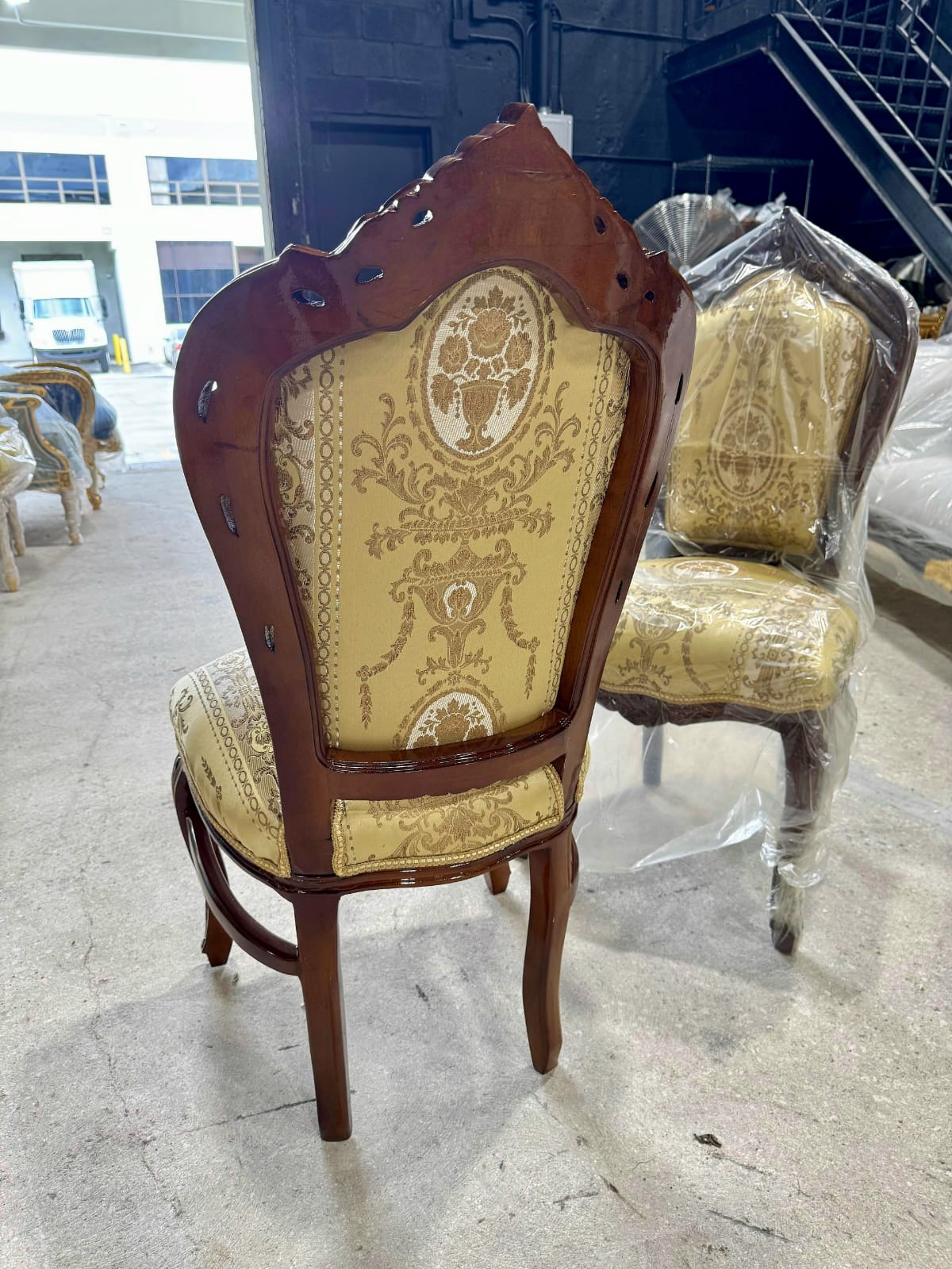 French Rococo Copper Accent Chair with Gold Leaf Details – Elegant Baroque Vintage Statement Piece