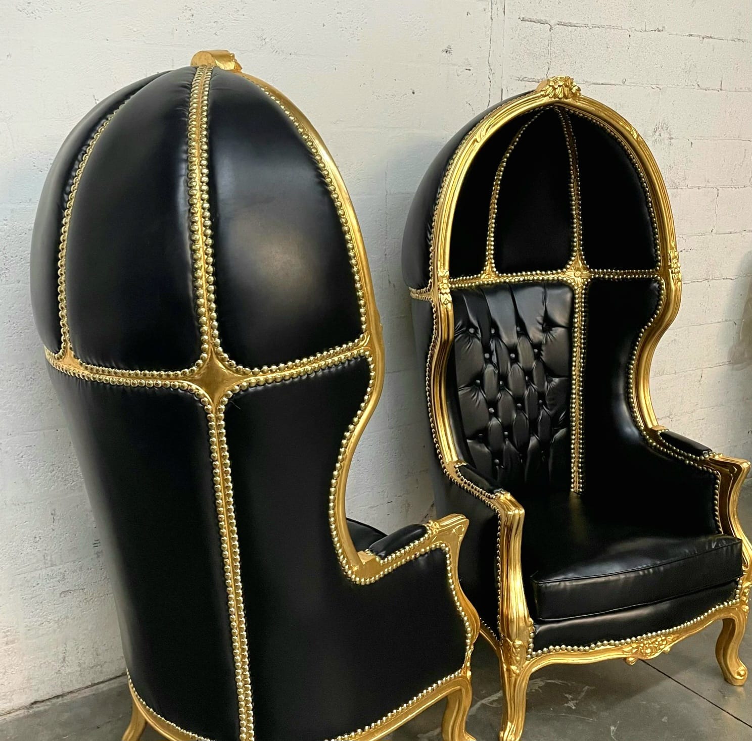 Balloon Chair French Style Black Leather High-Back Canopy Lacquer Chair
