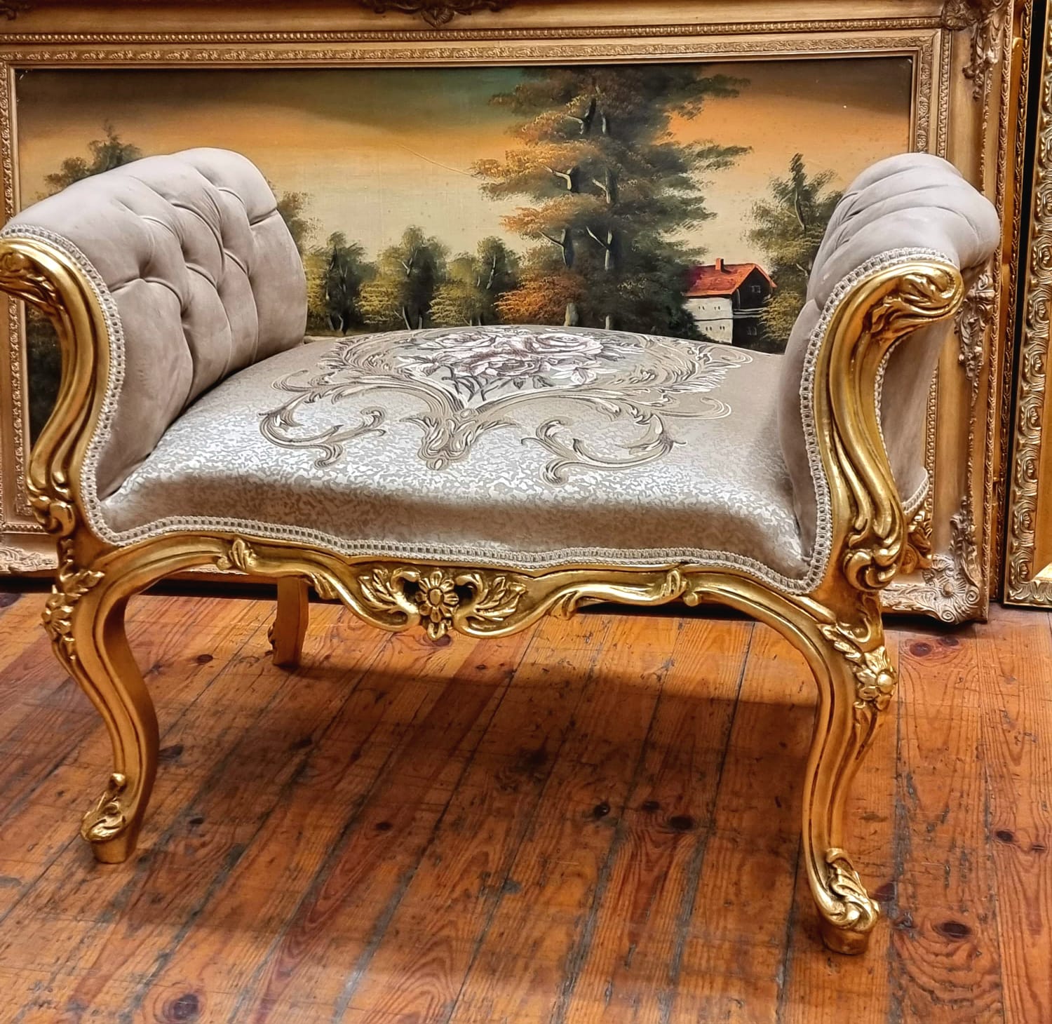 Rococo Tufted Bench – Light Gray Upholstery with Gold Leaf Frame, Luxury Accent Seating
