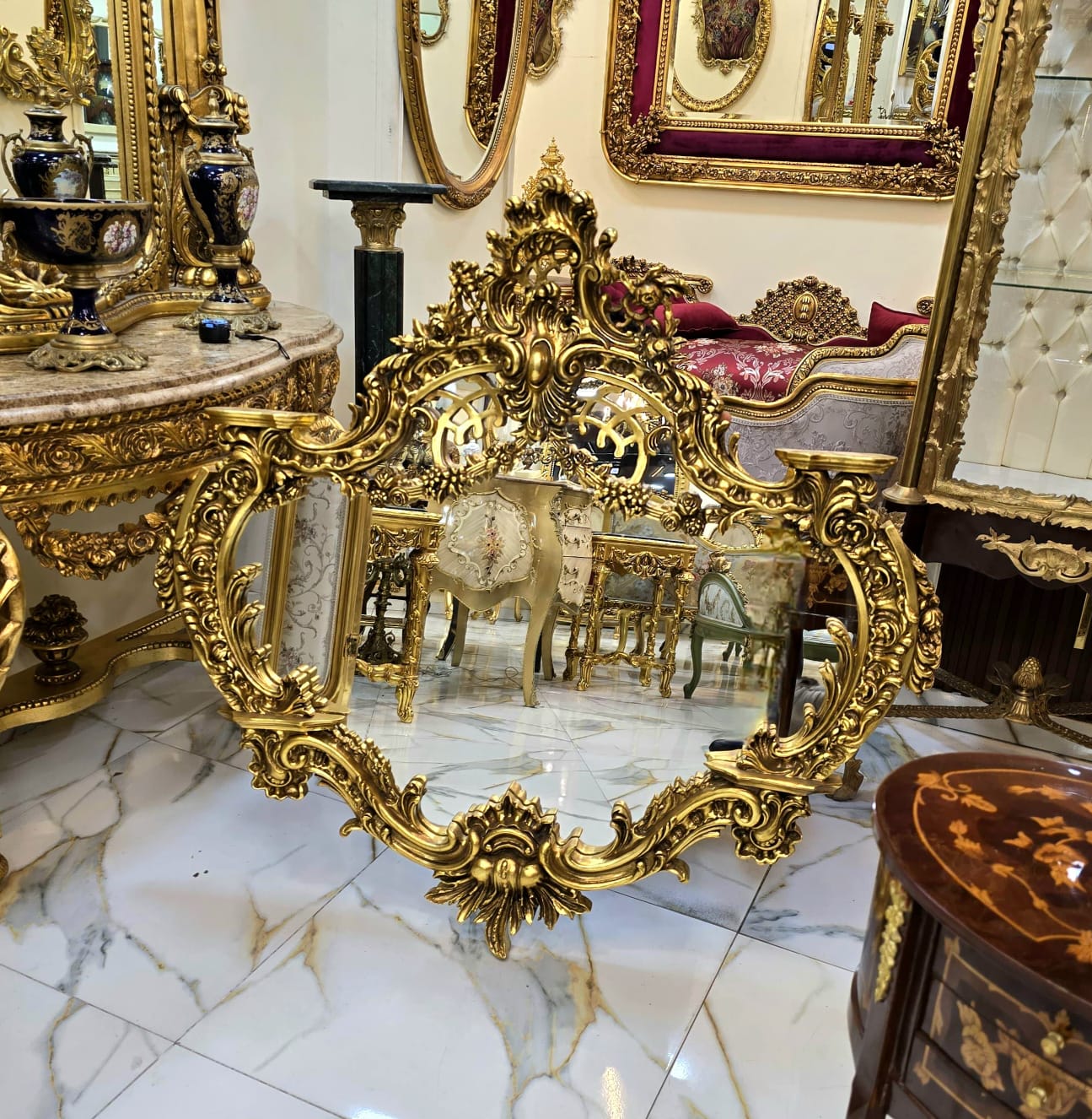 Vintage French Baroque Wall Mirror – Ornate Gold Leaf Botanical Frame