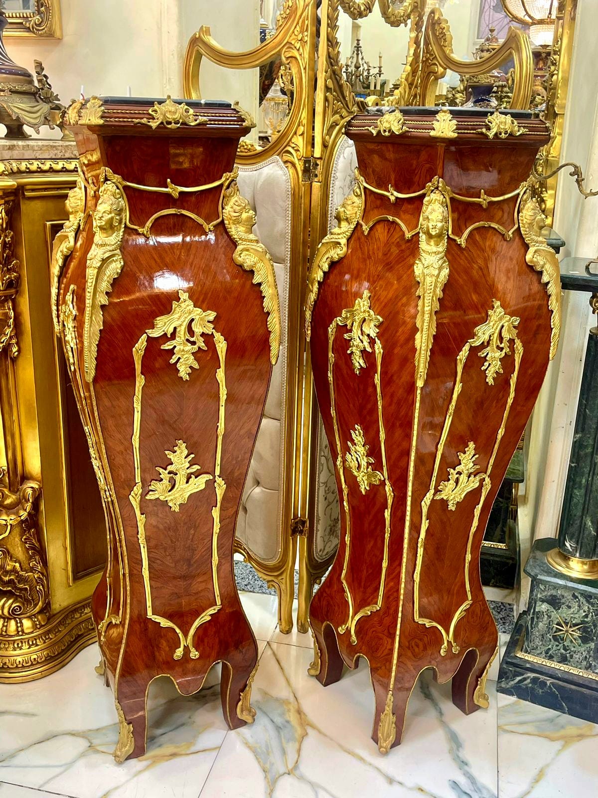 Pair of French Rococo Style Pedestal Columns – Multicolor Marble Tops with Bronze & Gold Leaf Details