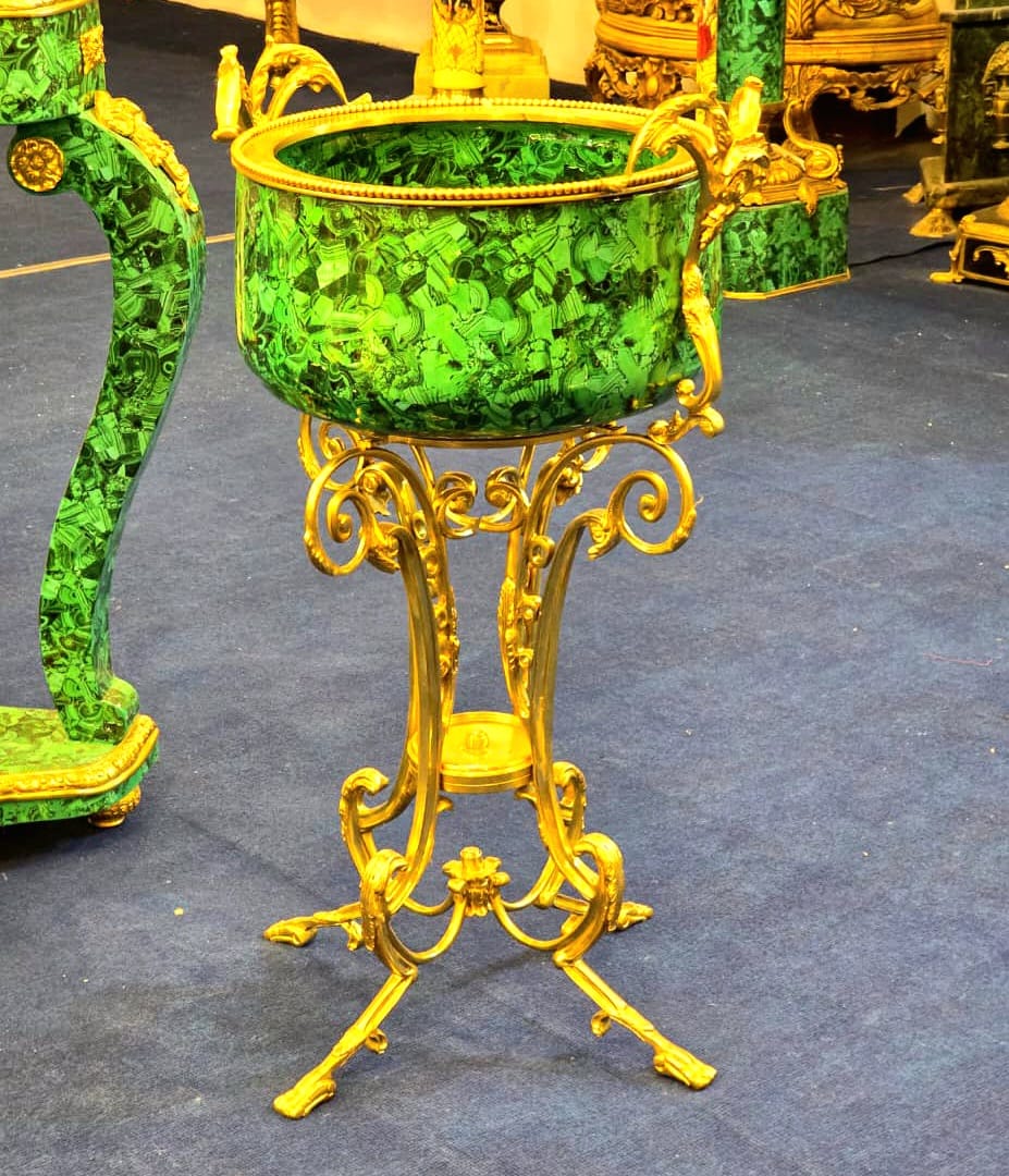 French Style Green Porcelain Cachepot with Gold Leaf & Bronze Accents – Decorative Statement Planter