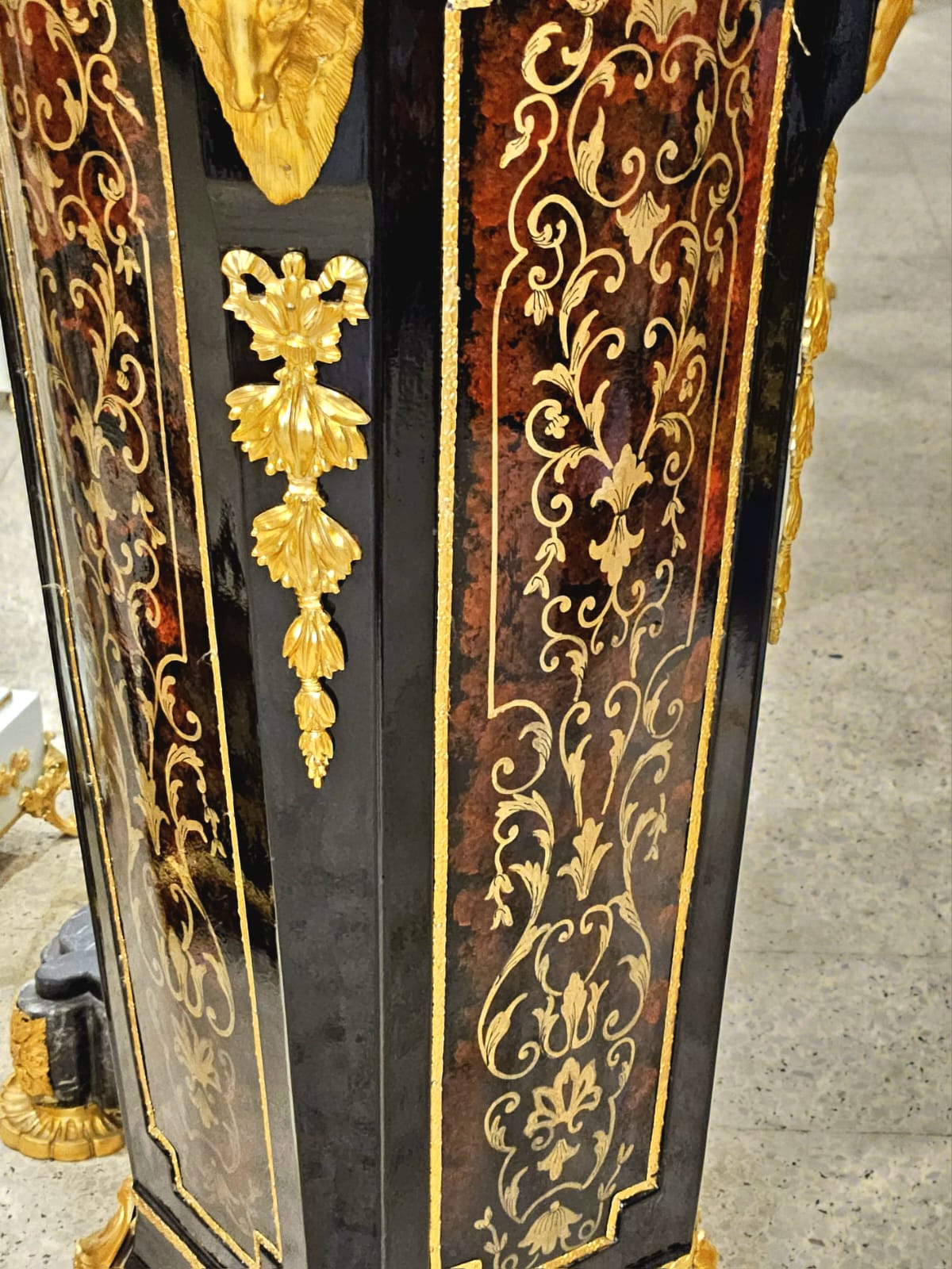 Luxury Ornate Black Wood Pedestal with Bronze Accents, Gold Leaf Details & Marble Top