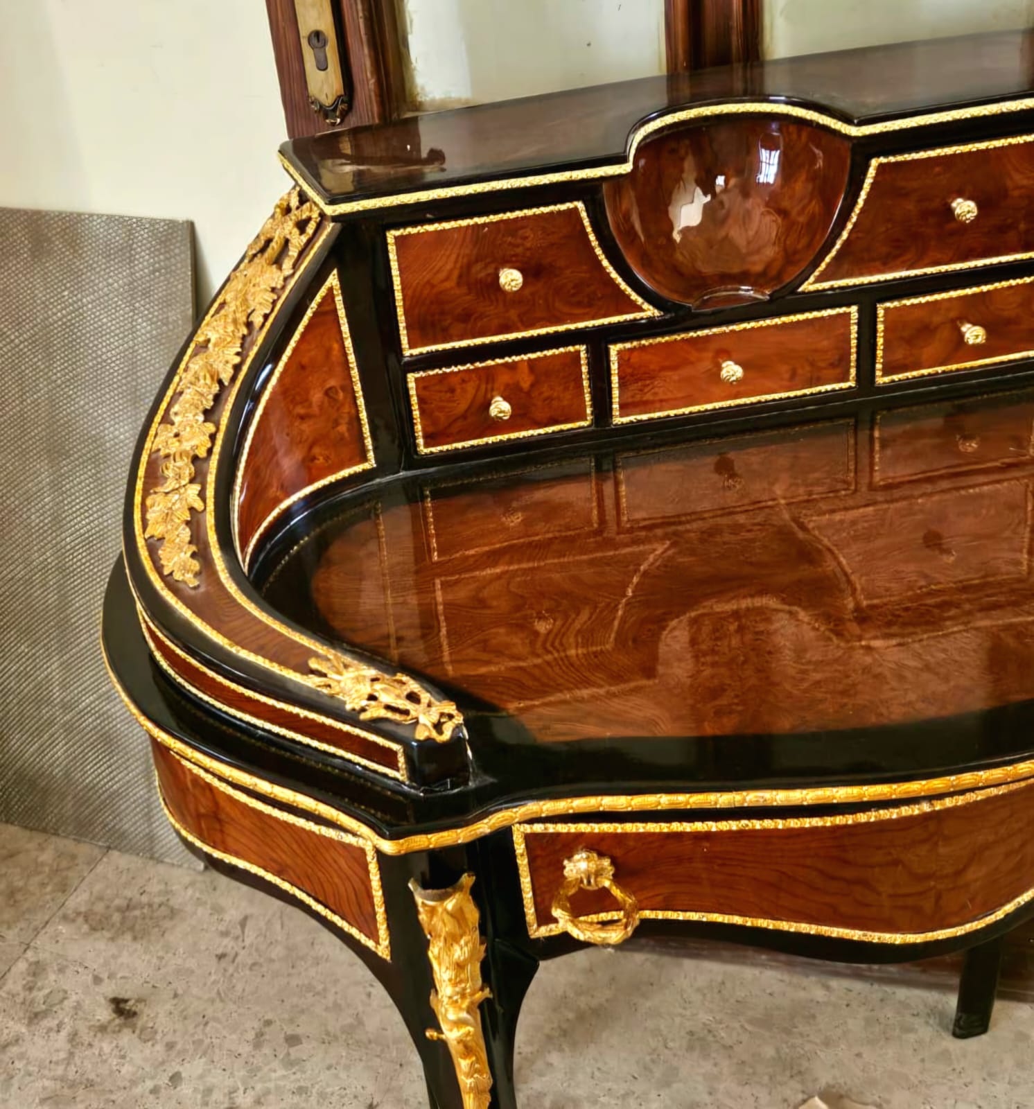 French Ladies Writing Desk with Gallery Rail & 6 Drawers – Bronze Mounted Vanity Desk