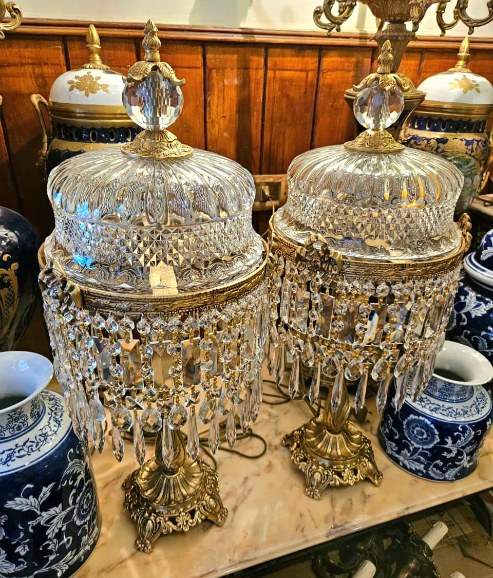 Vintage Crystal Table Lamp with Silver Leaf – Ornate Crystal Prism Accent Light