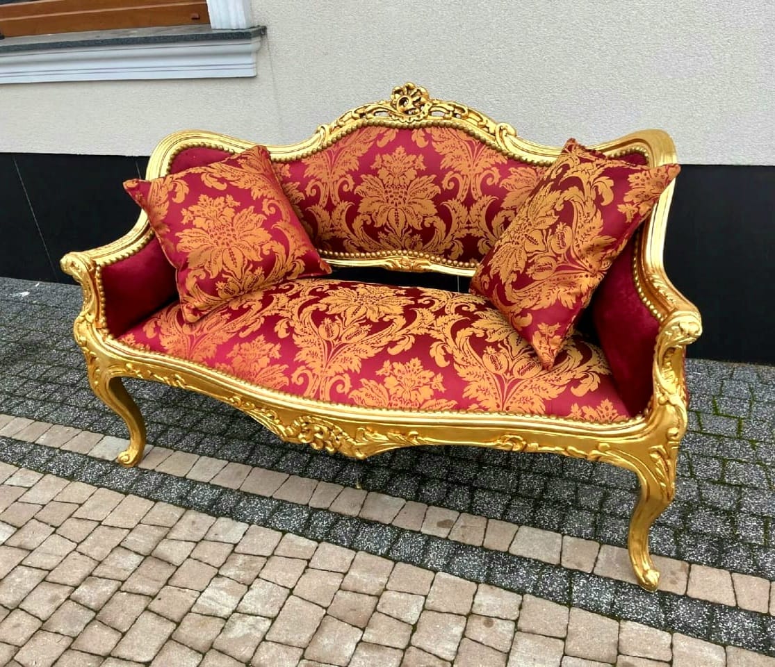 French Baroque Style Settee – Red Damask Upholstery with Hand-Applied Gold Leaf Frame