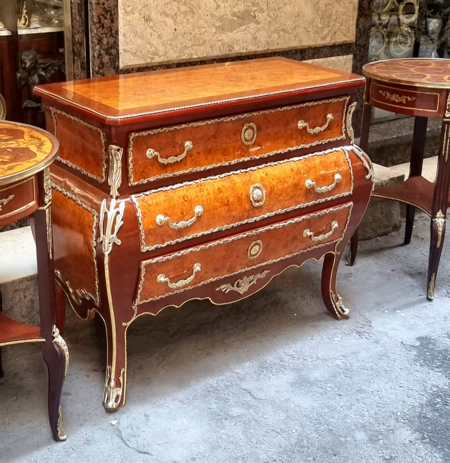 French Louis XV Commode – Elegant Marquetry Chest with Ornate Bronze Ormolu Details