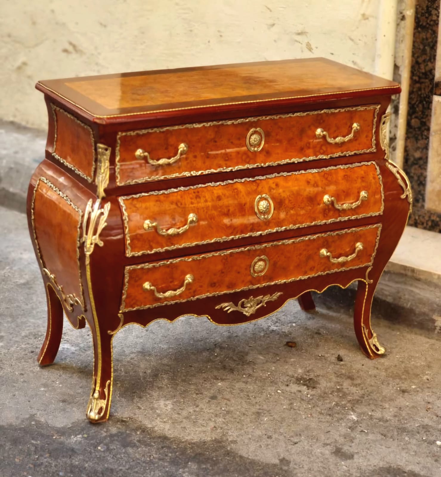 French Louis XV Commode – Elegant Marquetry Chest with Ornate Bronze Ormolu Details