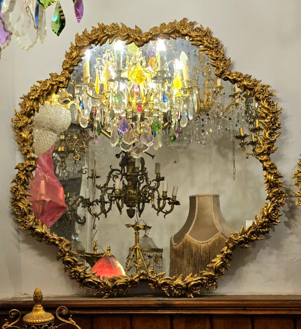 French Rococo Floral Wall Mirror – Gilded Gold Leaf Round Statement Mirror