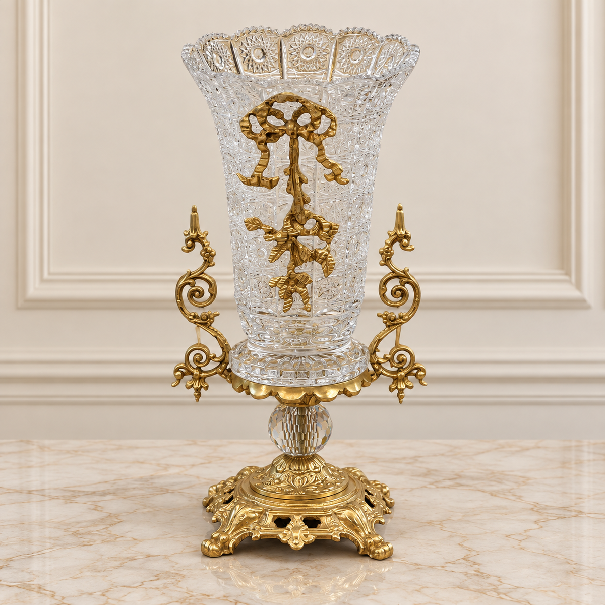 French-Style Crystal Vase – Ornate Gold Leaf Details, Gilded Base & Decorative Scrollwork