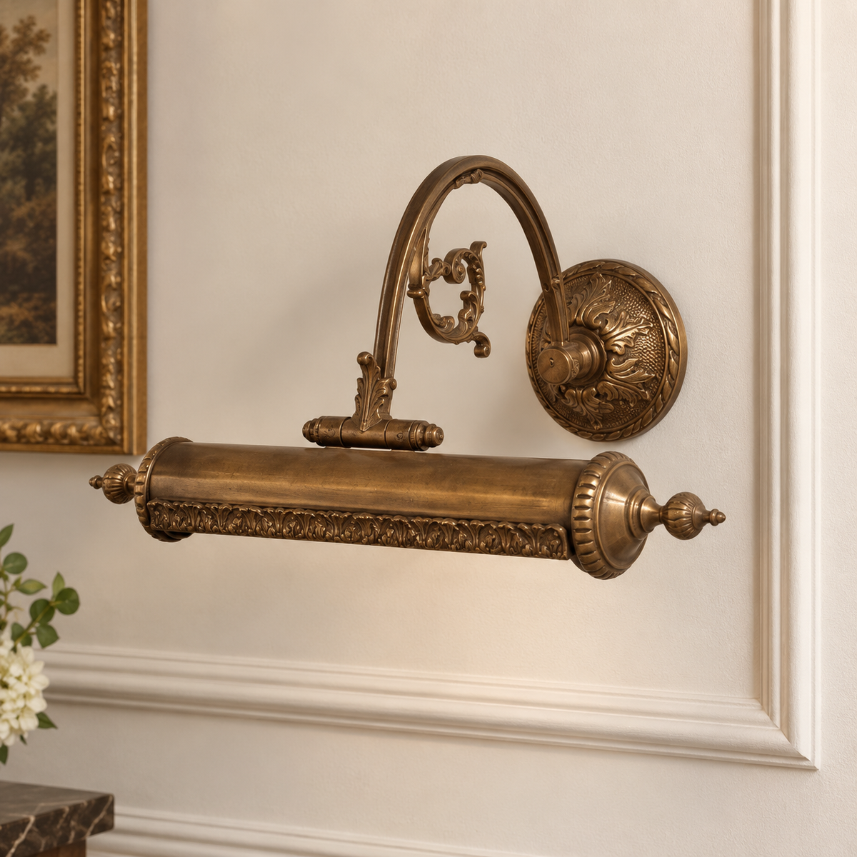 French-Style Picture Light – Ornate Bronze Wall Sconce for Artwork & Mirrors