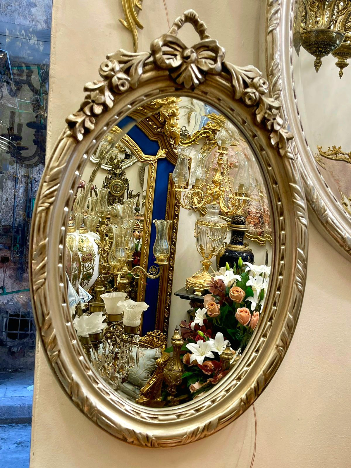 Vintage Oval Wall Mirror – Silver Leaf Frame with Ribbon Crest