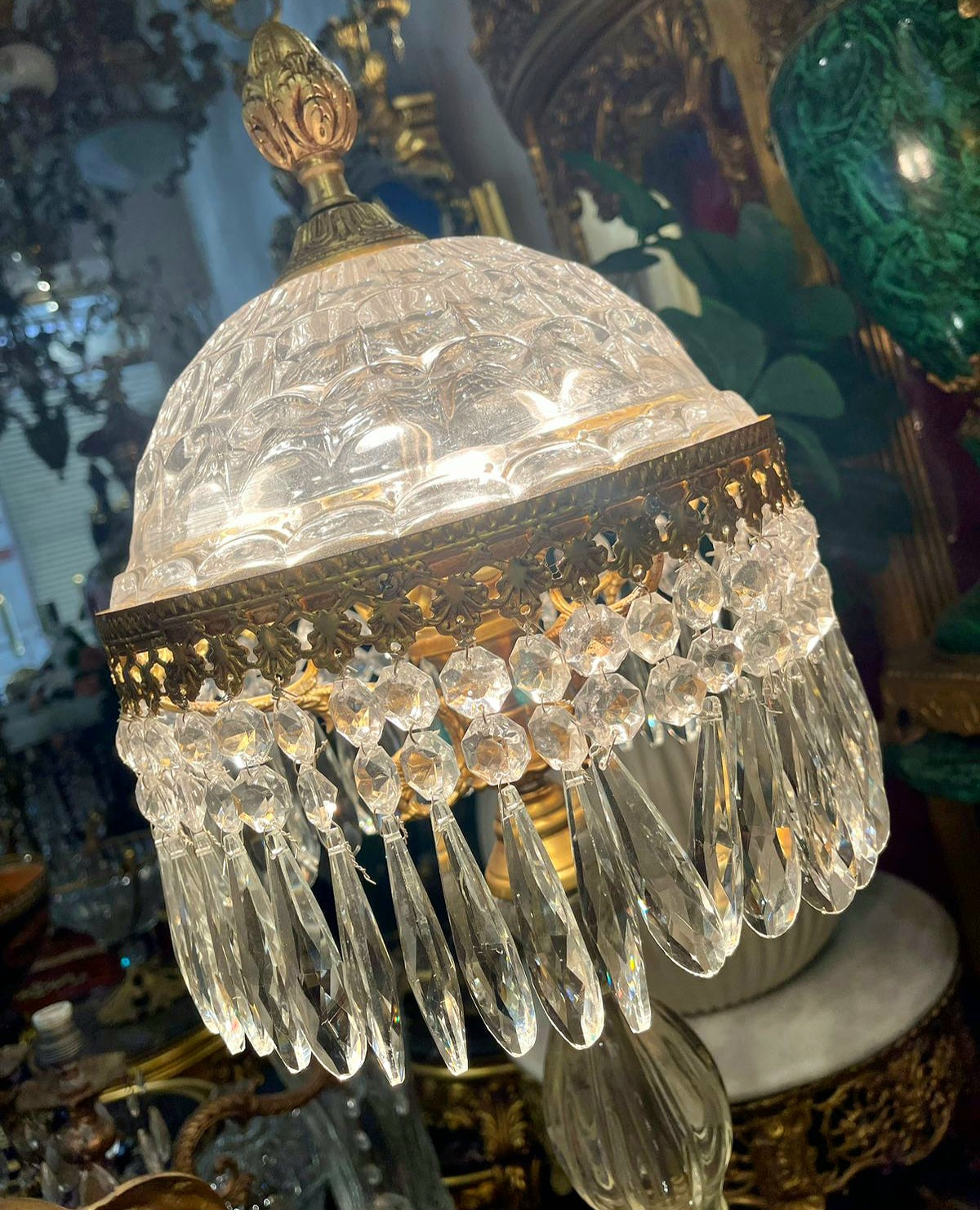 Luxury French Crystal Table Lamp – Gold Leaf & Bronze Details, Glamorous Statement Lighting