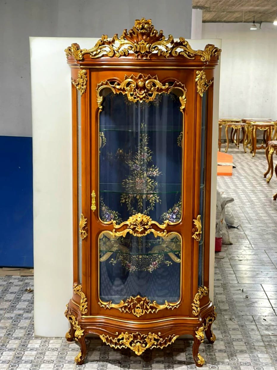 VITRINES/CABINETS