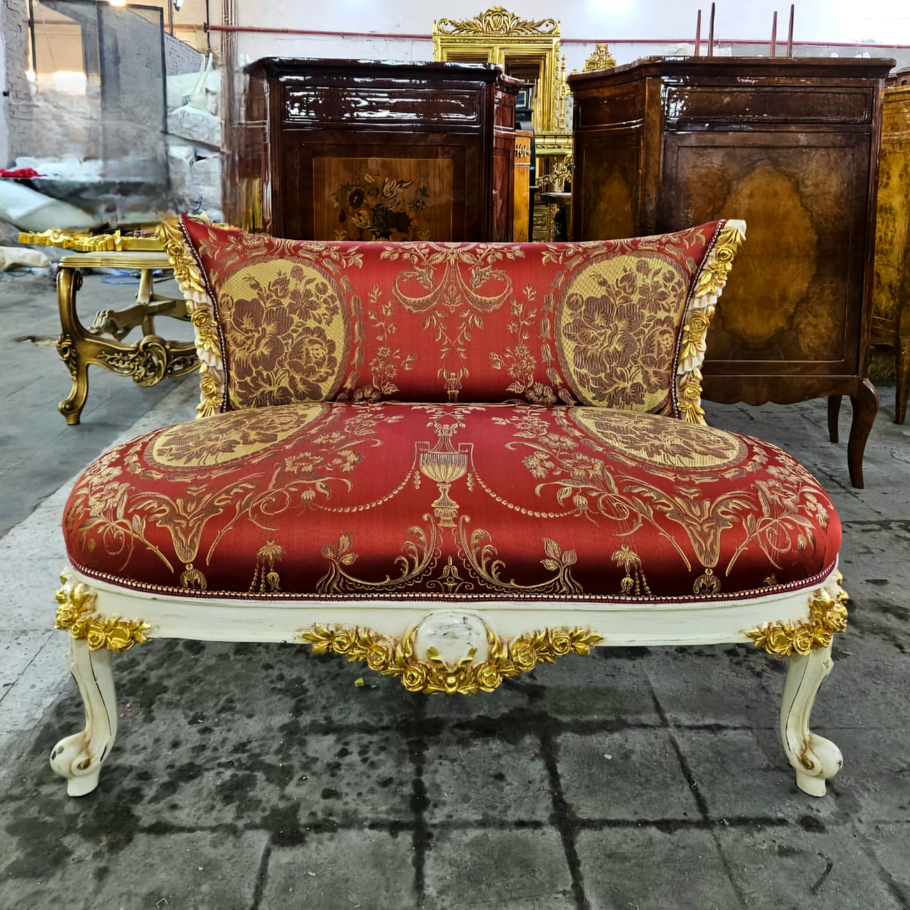 French Decorative Settee – Gold Leaf Finish, Ideal for Interior Design Spaces