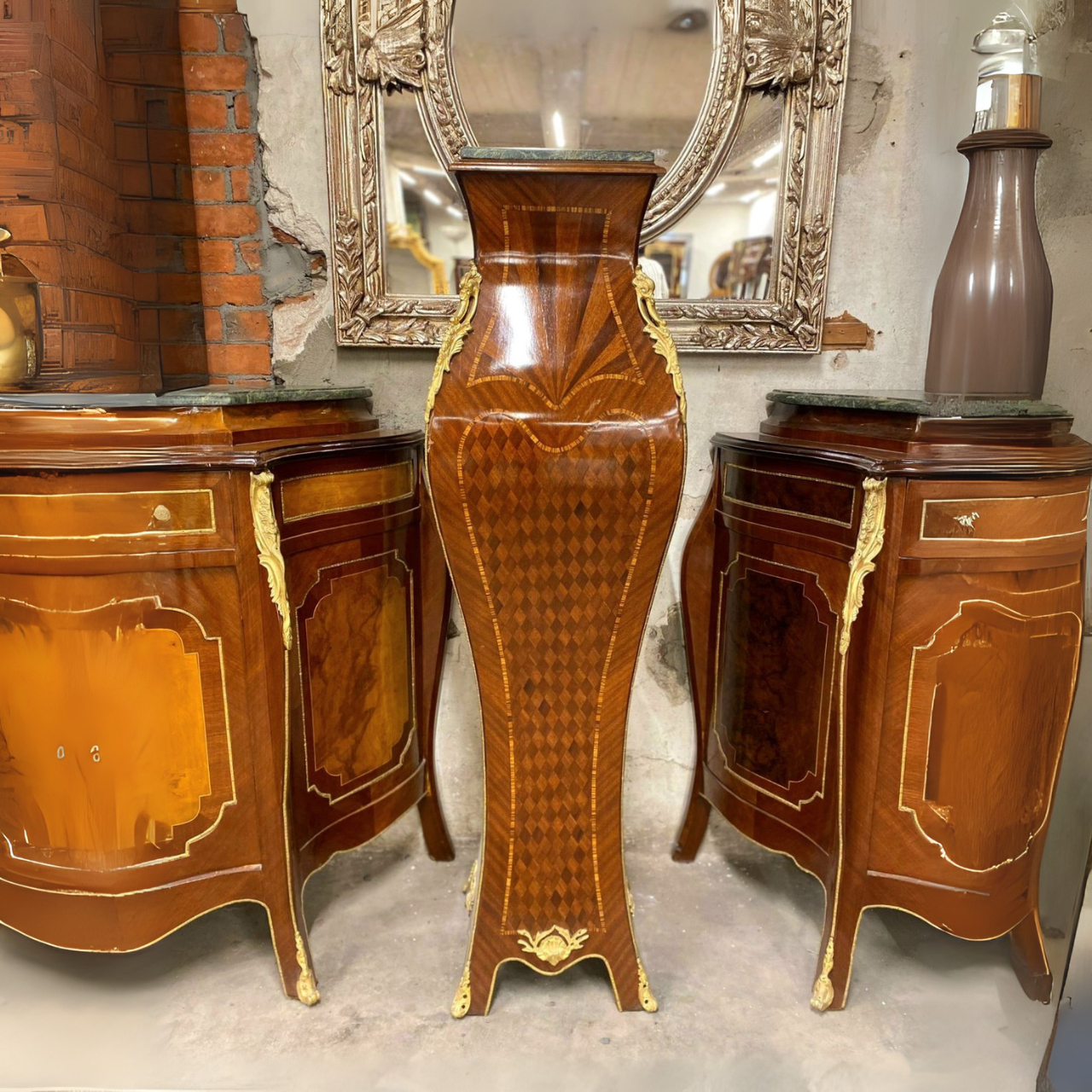 French Rococo Style Marble Pedestal Column – Bronze Accents, Timeless Elegance