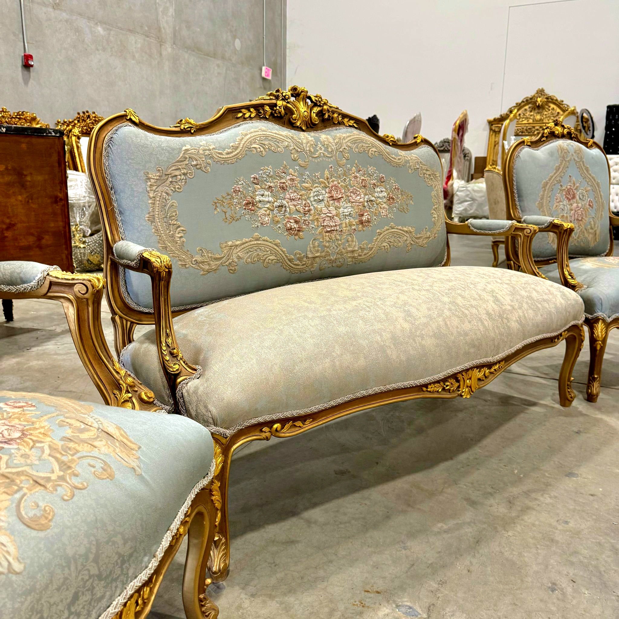 French Style Sofa Settee Sky Blue Color and Gold Leaf Details Sofa Furniture