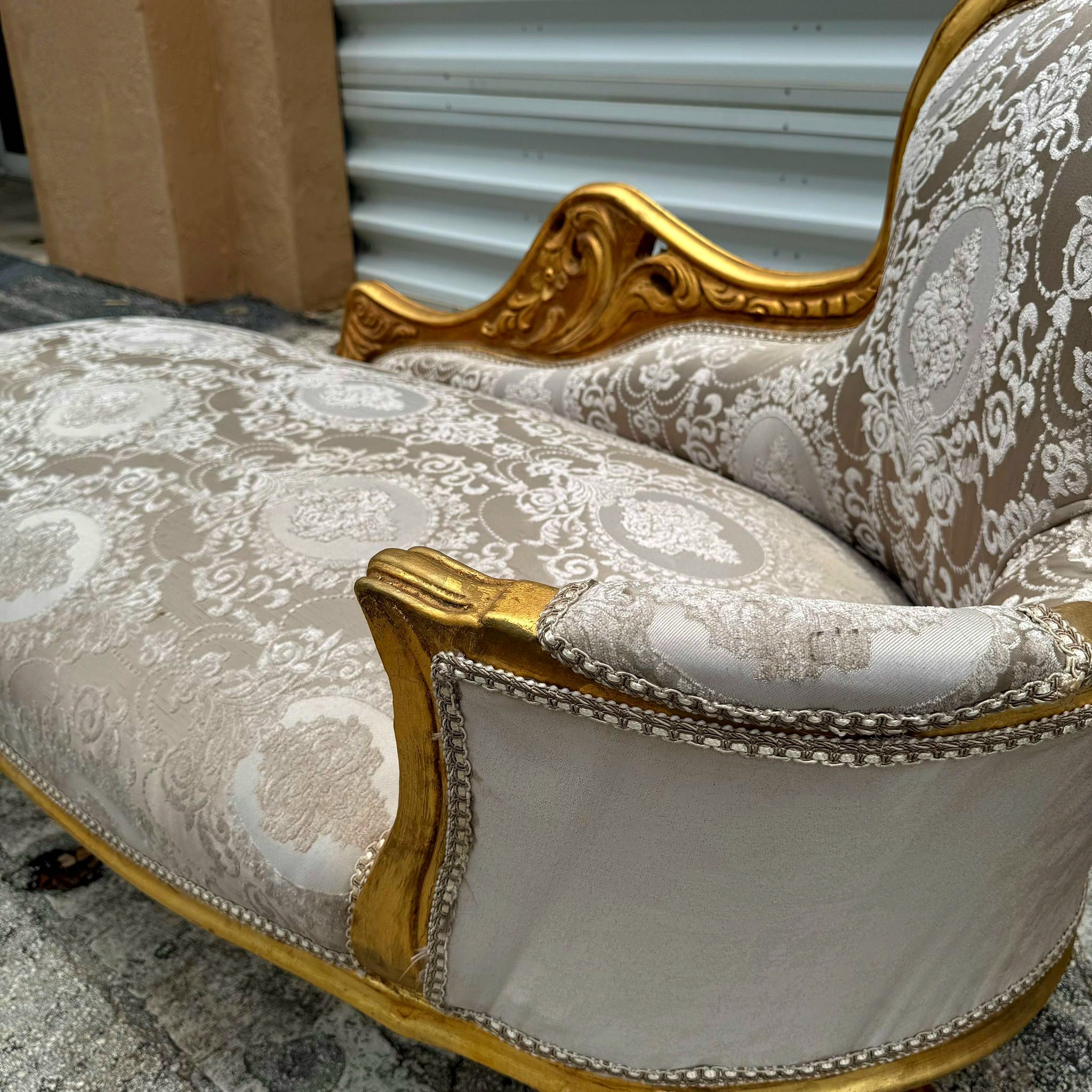 Chaise Lounge Furniture Rococo Style Beige Color with Gold Leaf Details
