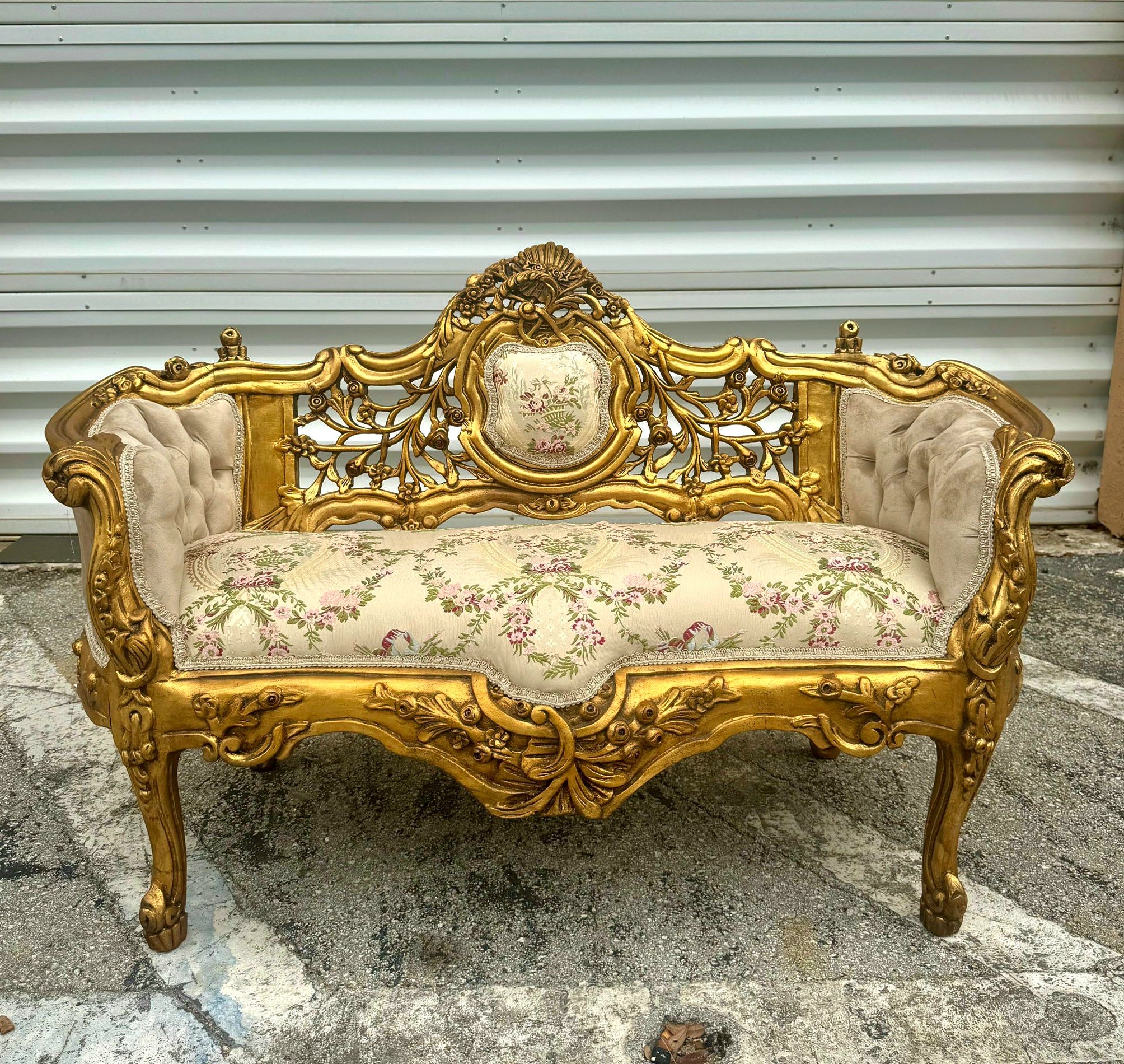 French Style Settee/Sofa Gold Leaf Details Damask Fabric