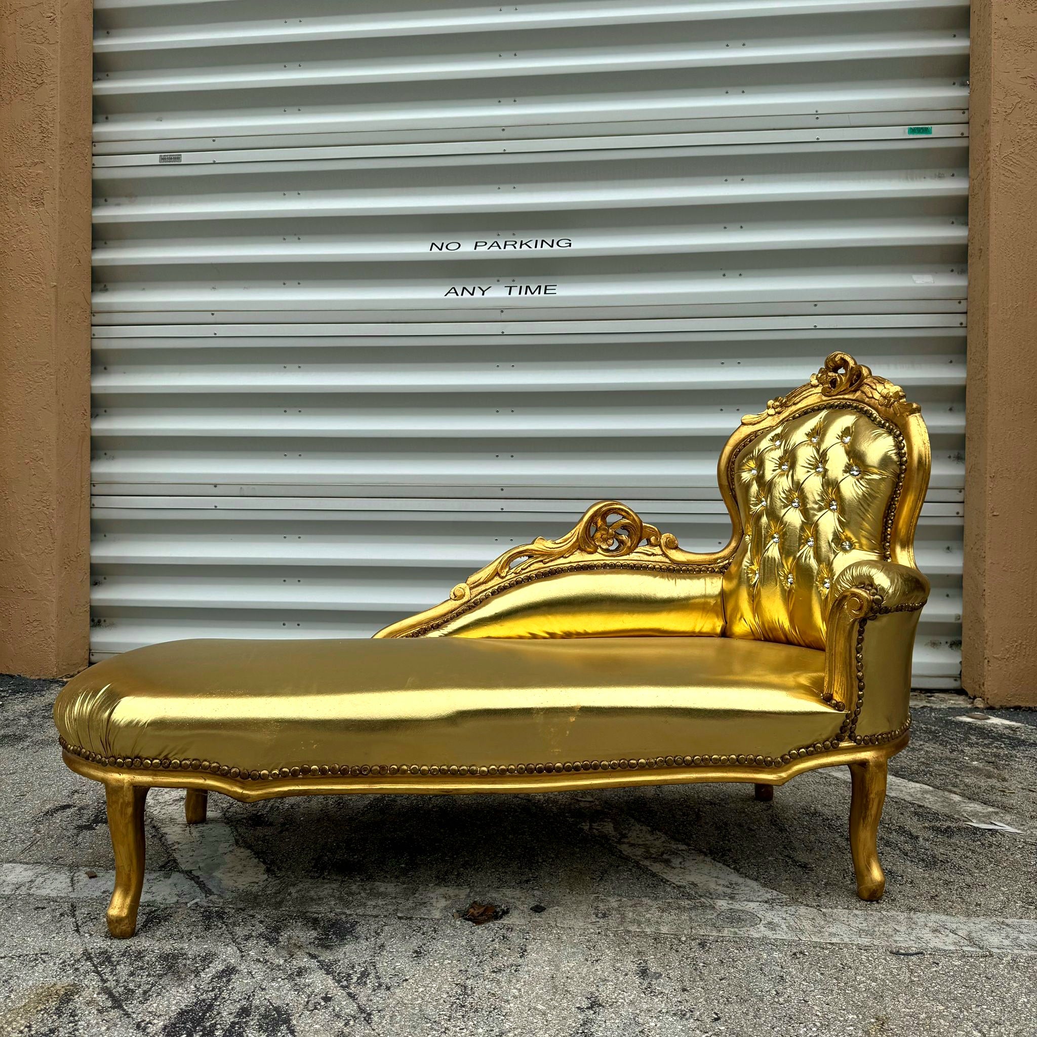 Gold Leather Chaise Lounge Furniture Rococo Style with Gold Leaf Details