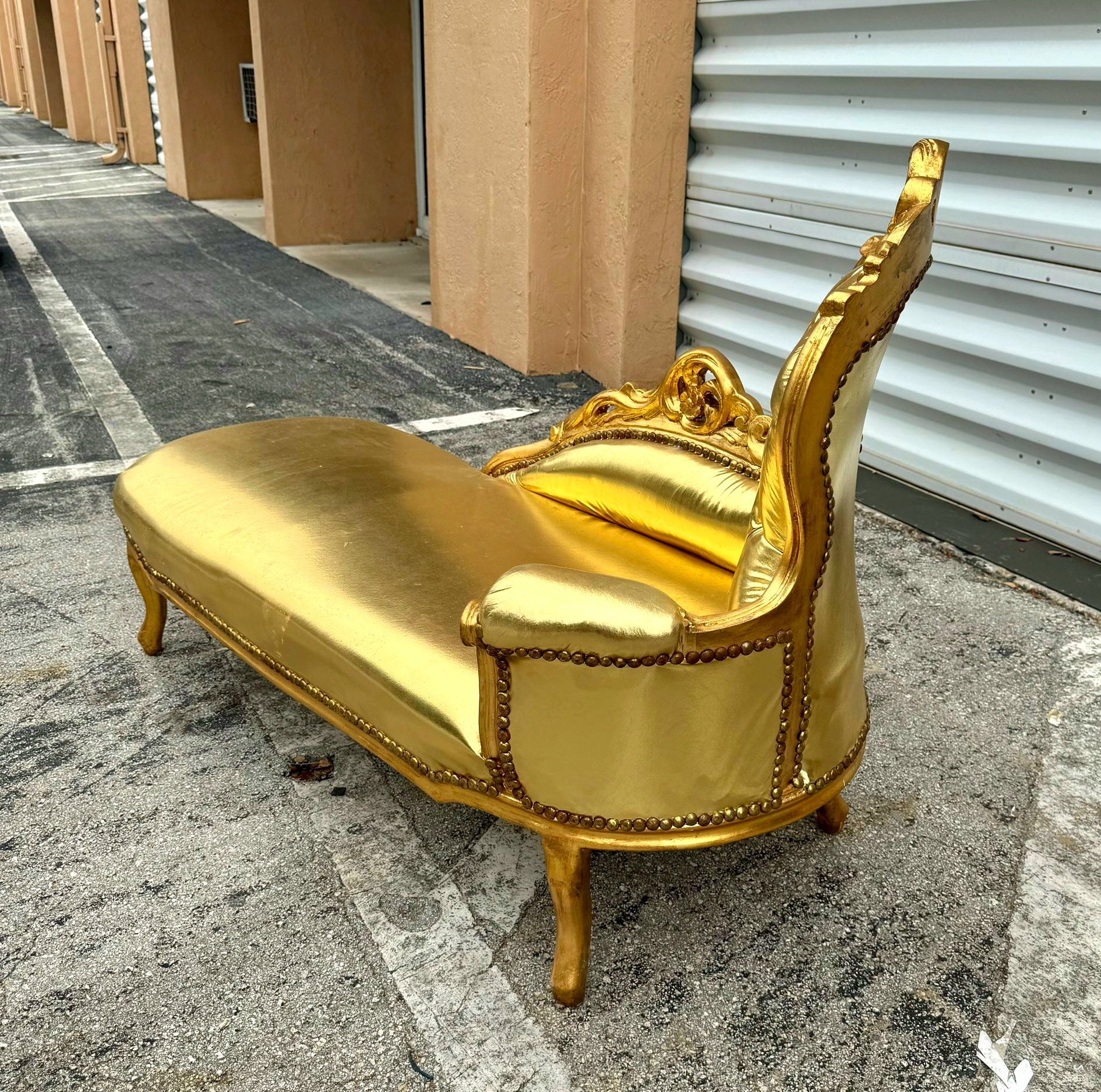 Gold Leather Chaise Lounge Furniture Rococo Style with Gold Leaf Details