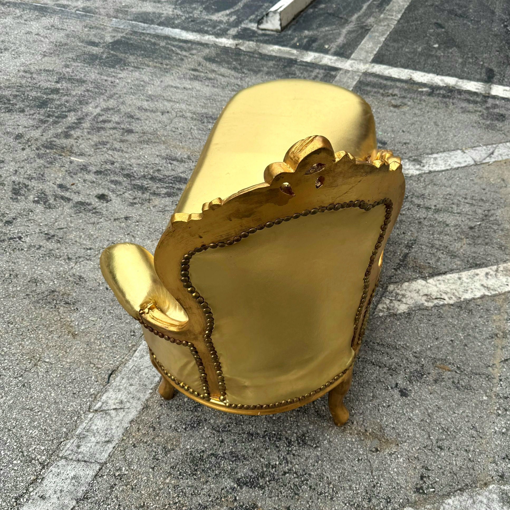 Gold Leather Chaise Lounge Furniture Rococo Style with Gold Leaf Details