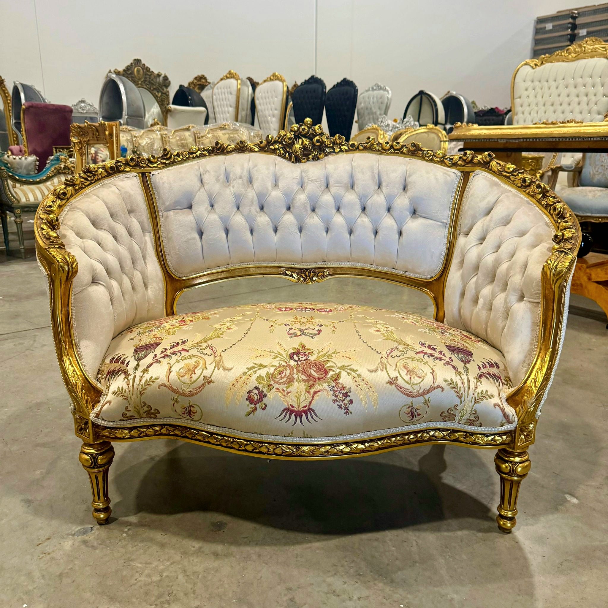 French Style Beige White Damask Fabric Sofa/Settee Interior Design