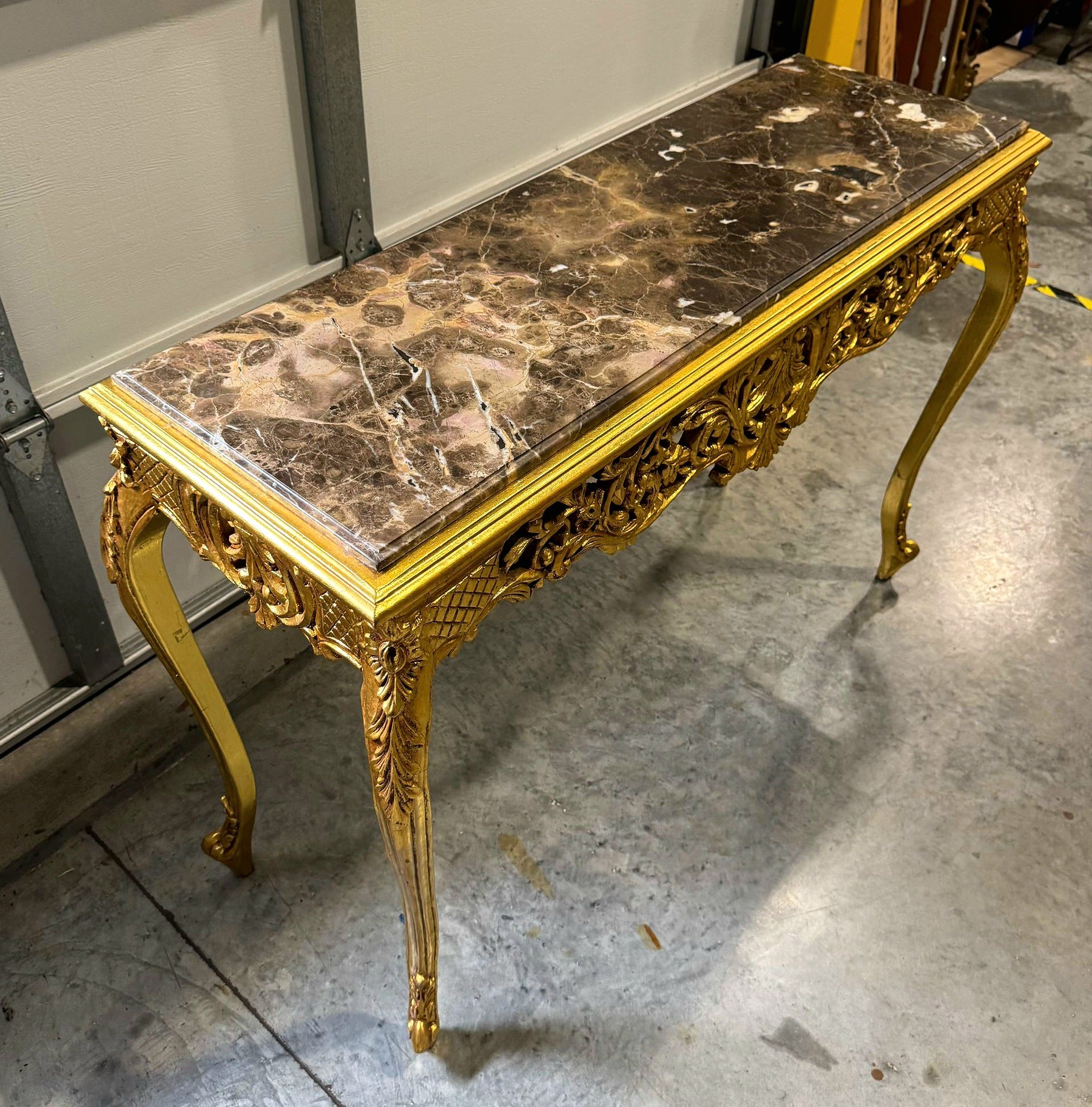 Luxury Baroque Console Table – Gold Leaf Finish with Carvings & Marble Top