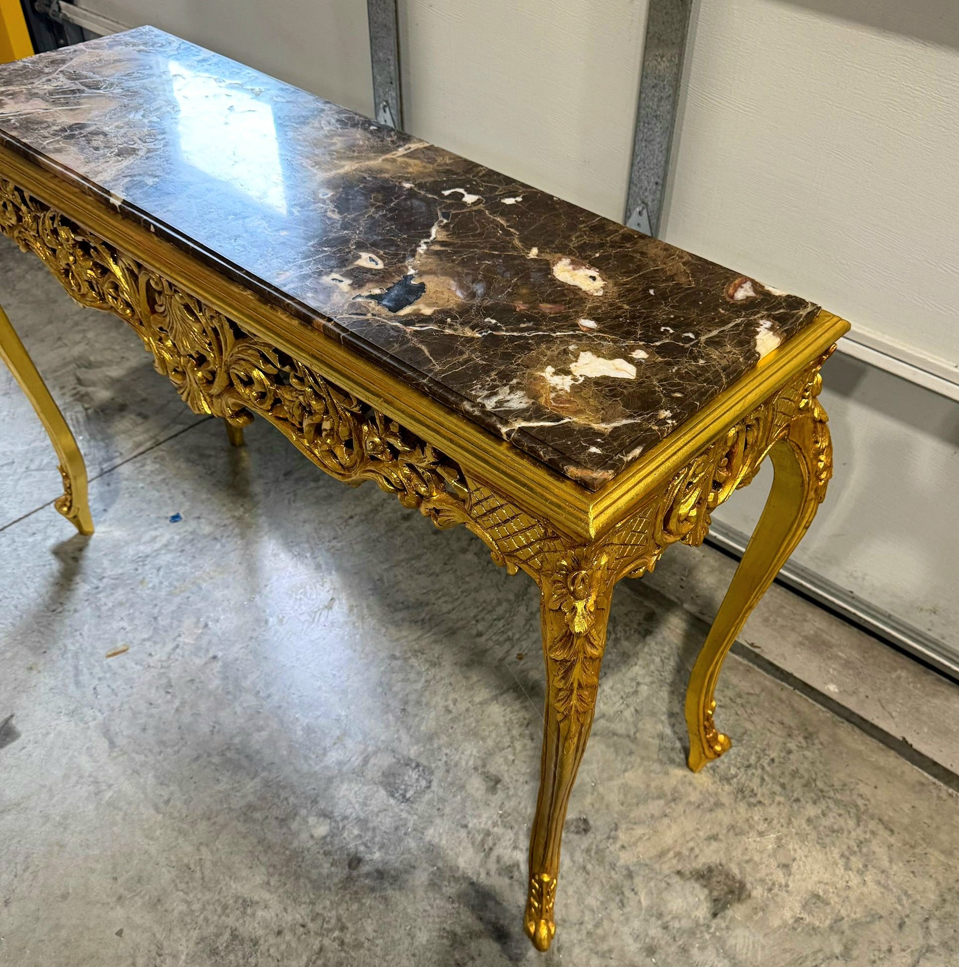 Luxury Baroque Console Table – Gold Leaf Finish with Carvings & Marble Top