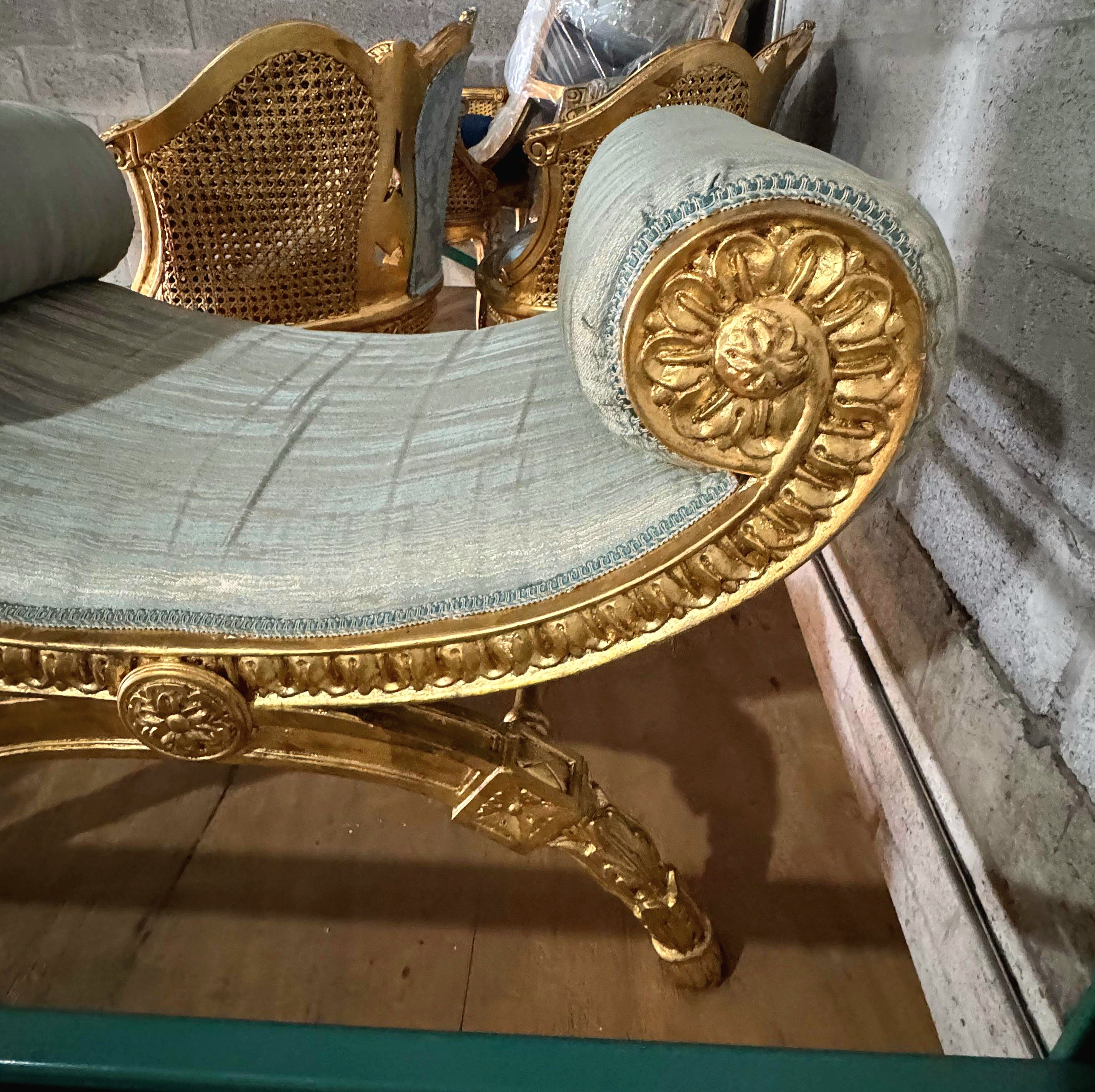 French Rococo Gold Leaf Bench – Tufted Damask Upholstery
