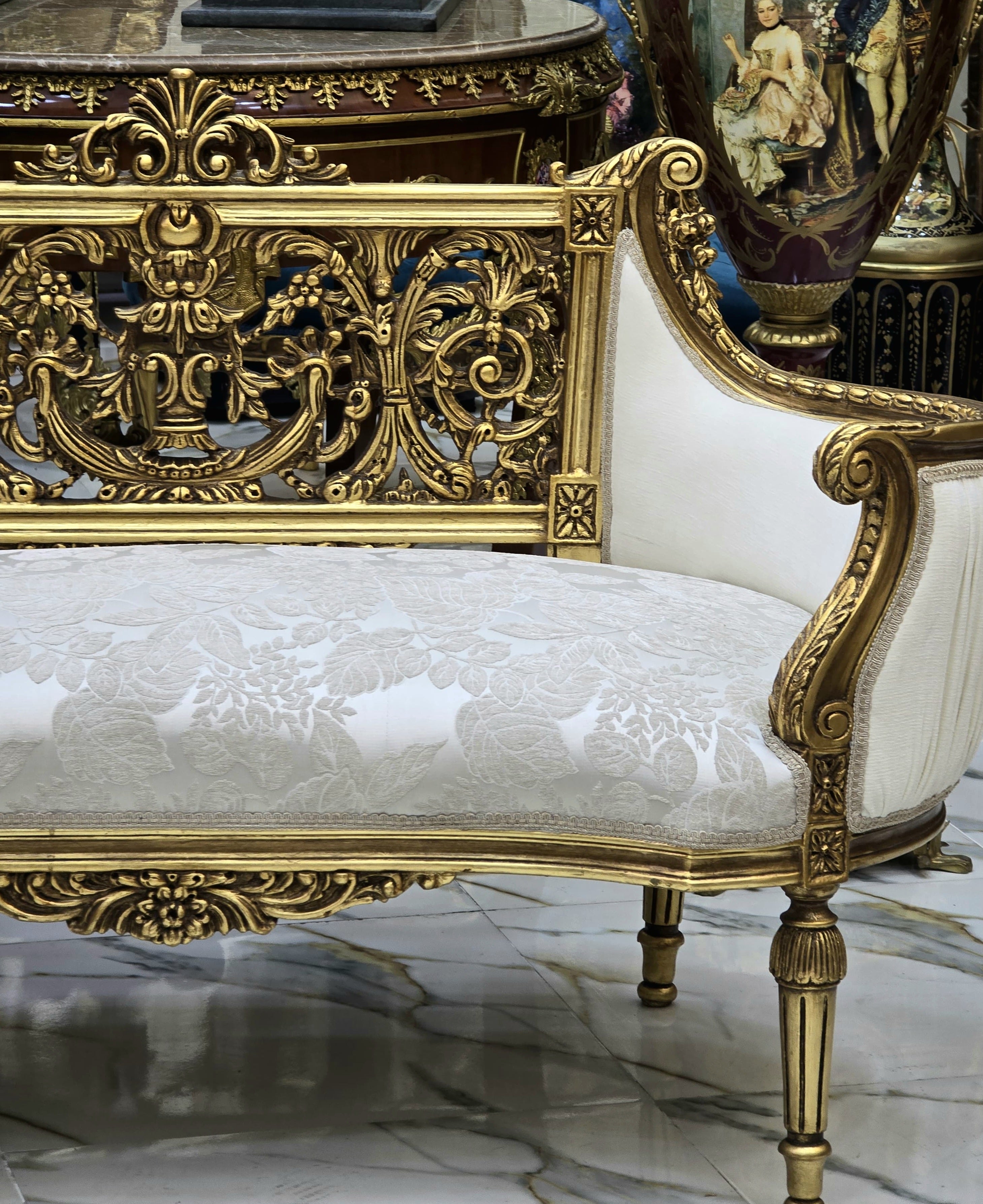 Vintage French Style Settee – Antique White Damask Sofa with Gold Leaf Details