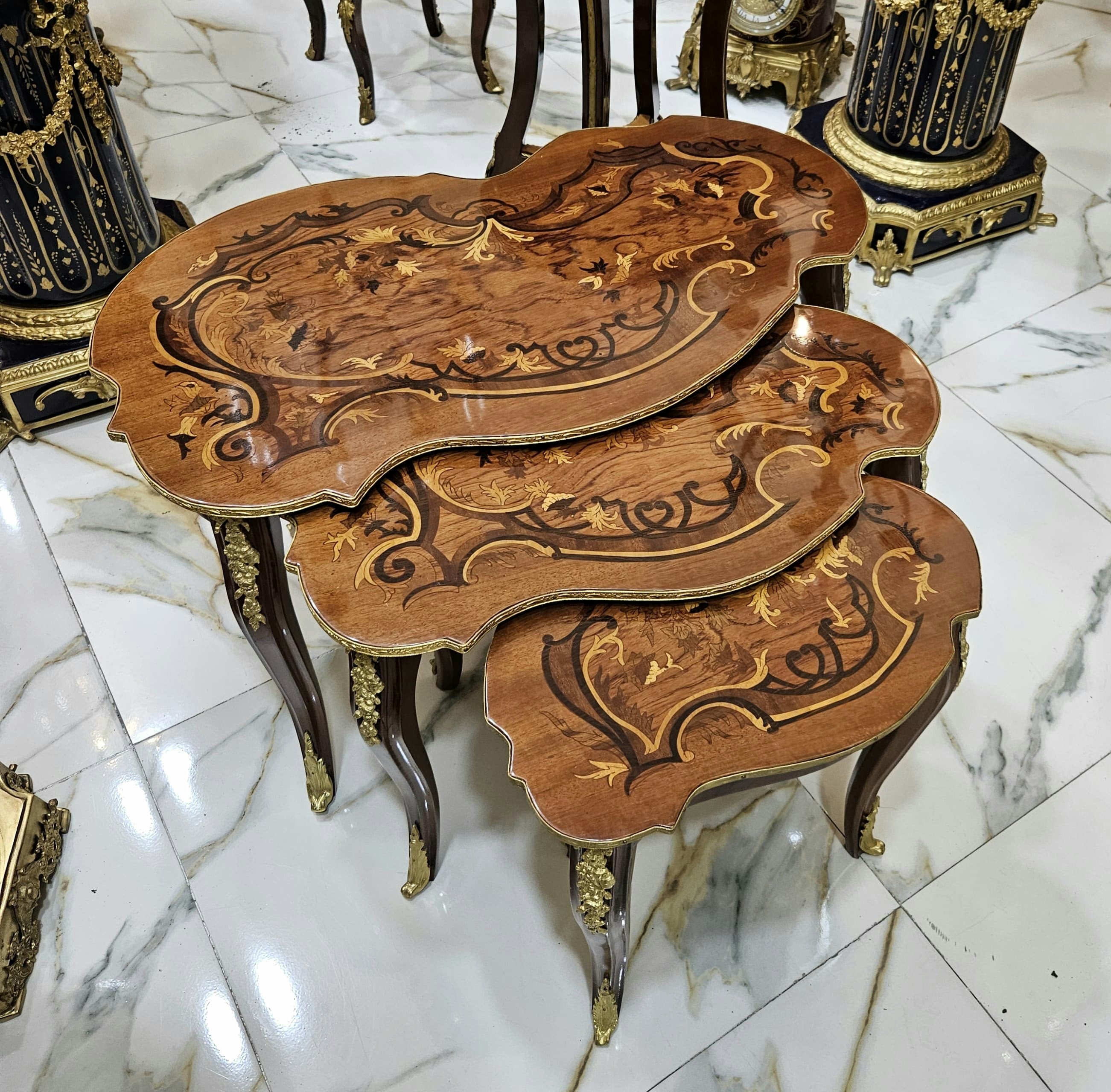 French Louis XV Style Wood Nesting Tables – Gold Accents with Floral Parquetry, Elegant Design (Set of 3)