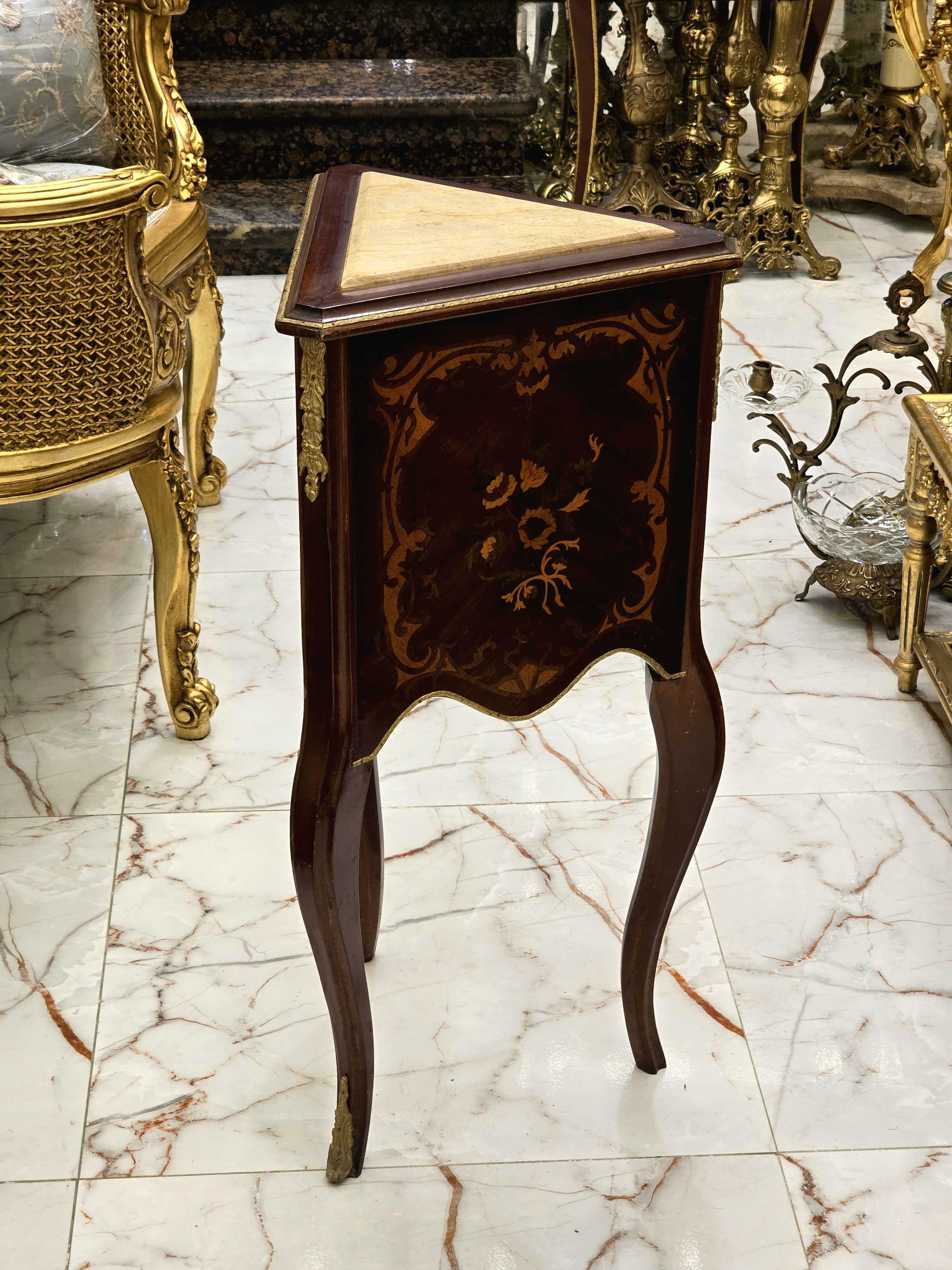 XV Louis Style Side Table – Gold Accents with Marble Top, Elegant French Design