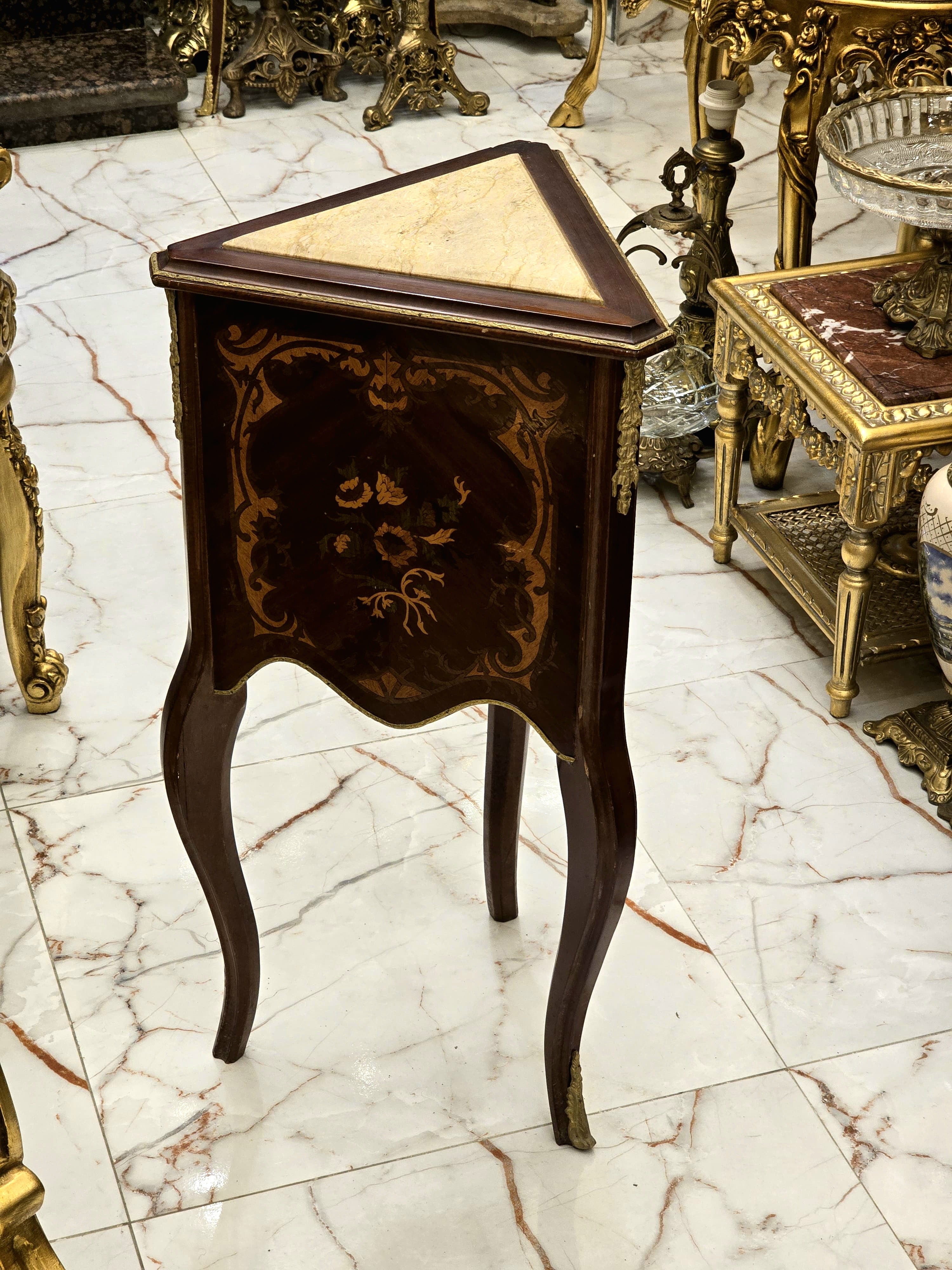 XV Louis Style Side Table – Gold Accents with Marble Top, Elegant French Design