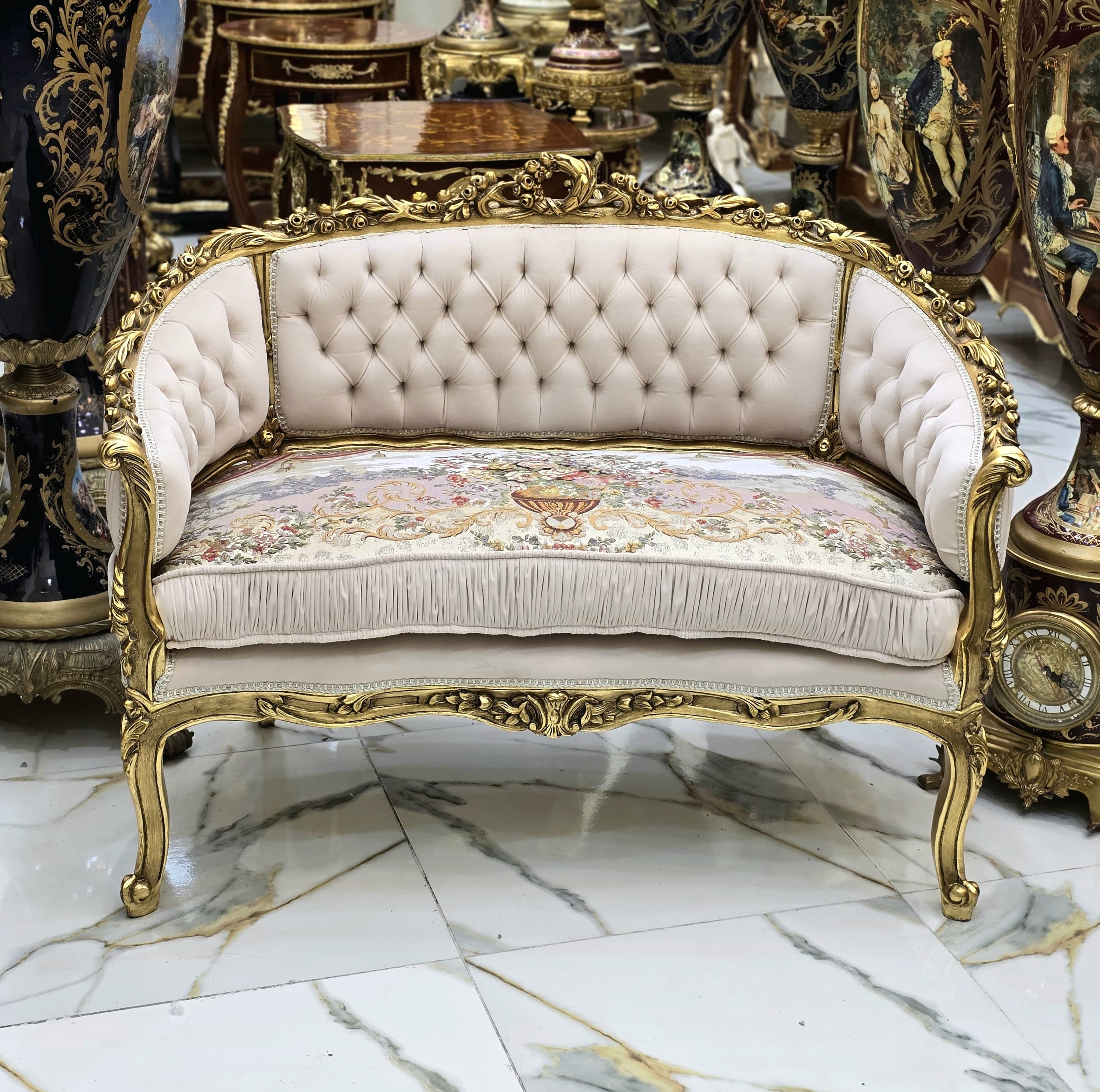 Italian Style Beige & White Damask Sofa with Gold Leaf Details – Classic French-Inspired Design