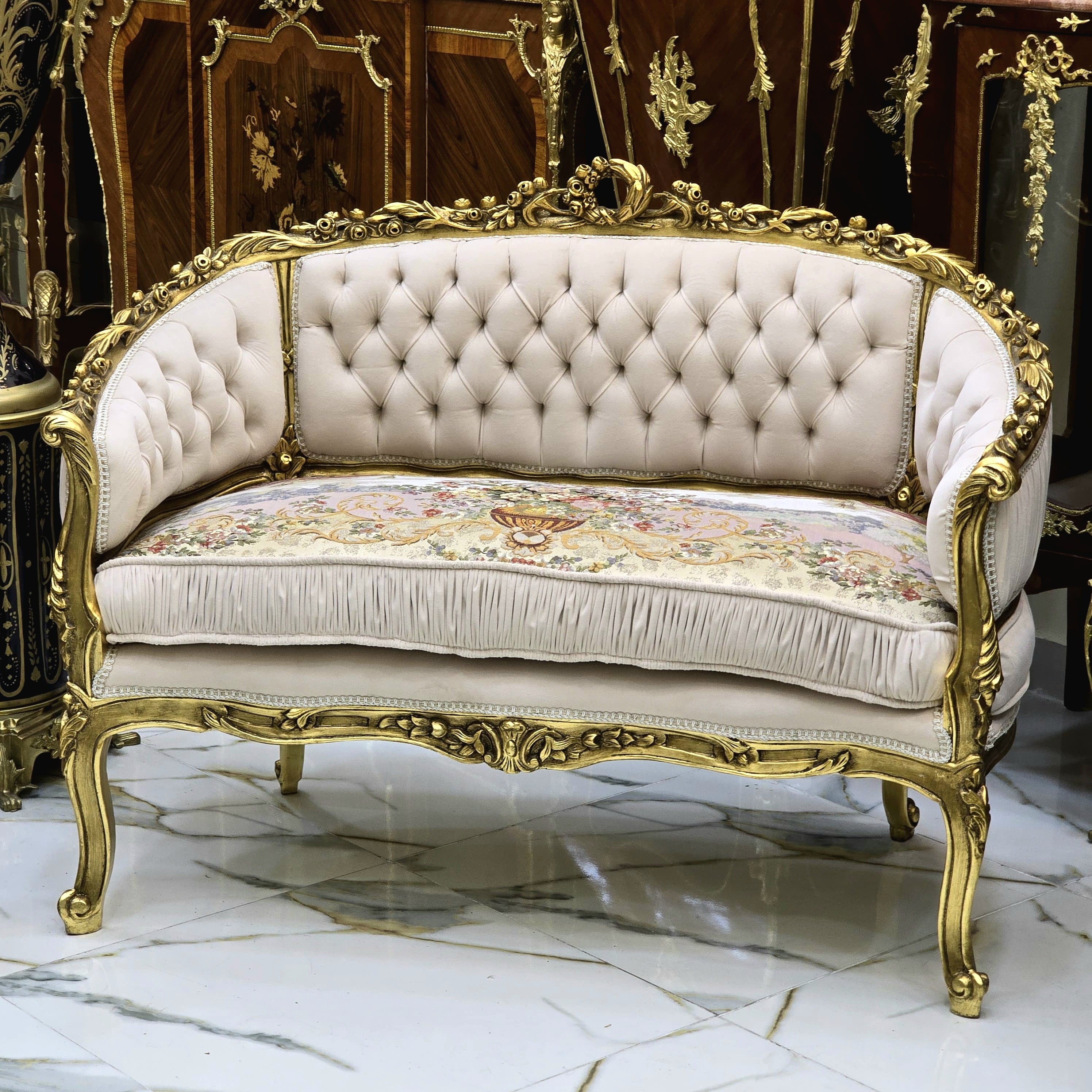 Italian Style Beige & White Damask Sofa with Gold Leaf Details – Classic French-Inspired Design