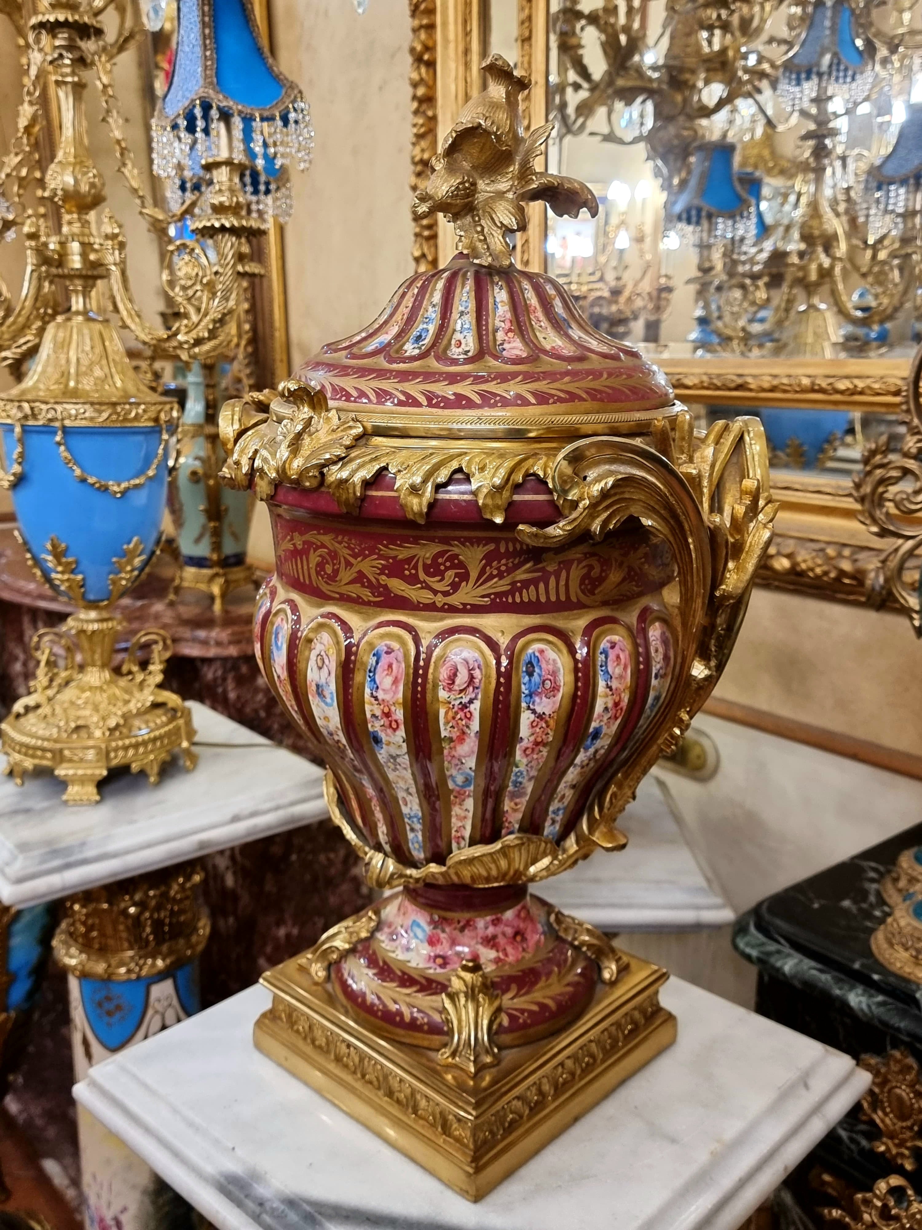 Burgundy French Style Porcelain Covered Vase with Gold Leaf Details & Gilt Bronze Mounts