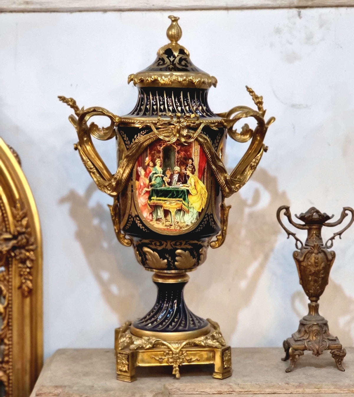 The Gilded Court – French-Inspired Black Porcelain Vase with Romantic Court Scene & Ornate Gold Leaf Details