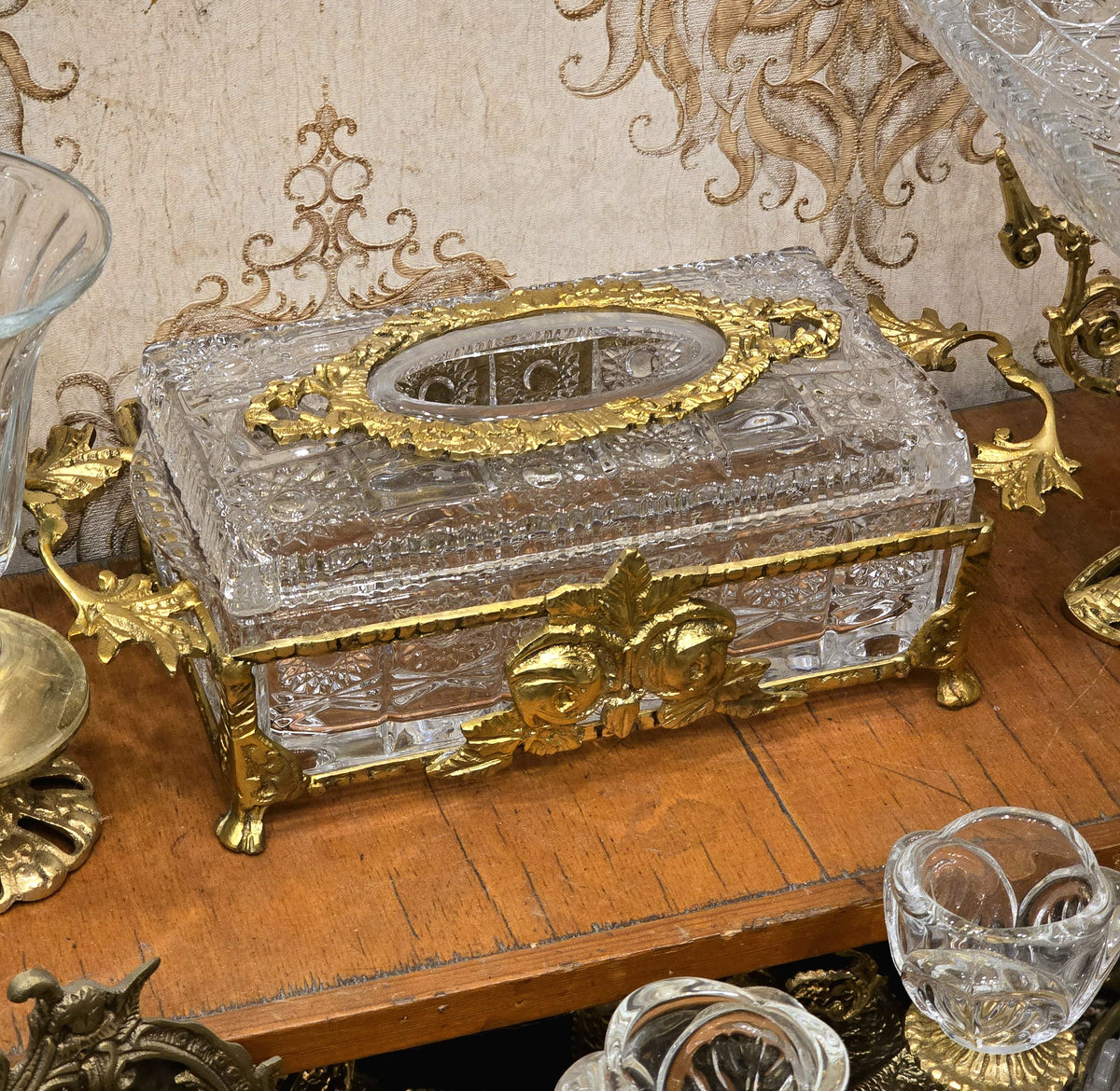 The Gilded Treasure – French-Inspired Crystal Jewelry Casket with Ornate Gold Detailing & Sculptural Handles